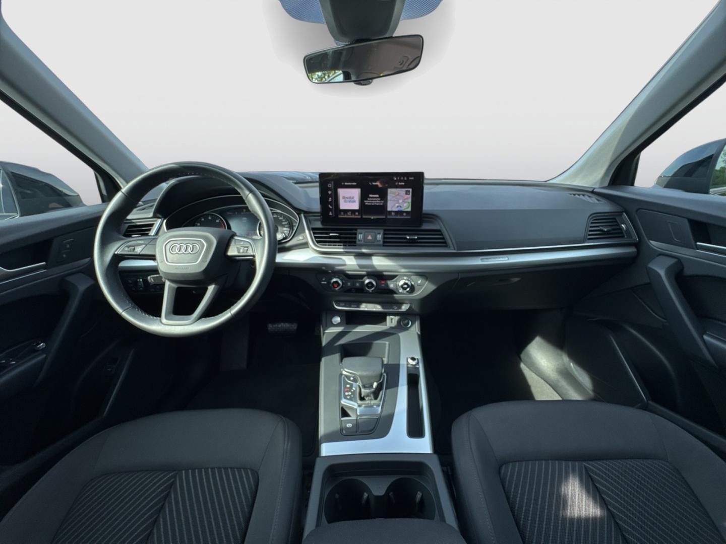 Bild über Audi Q5 40 TFSI quattro S tronic - für weitere Informationen kontaktieren Sie den Audi Partner