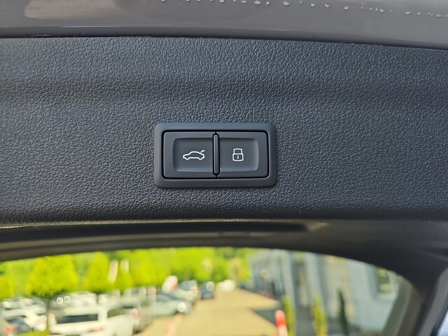 Image about Audi RS 6 Avant performance quattro tiptronic