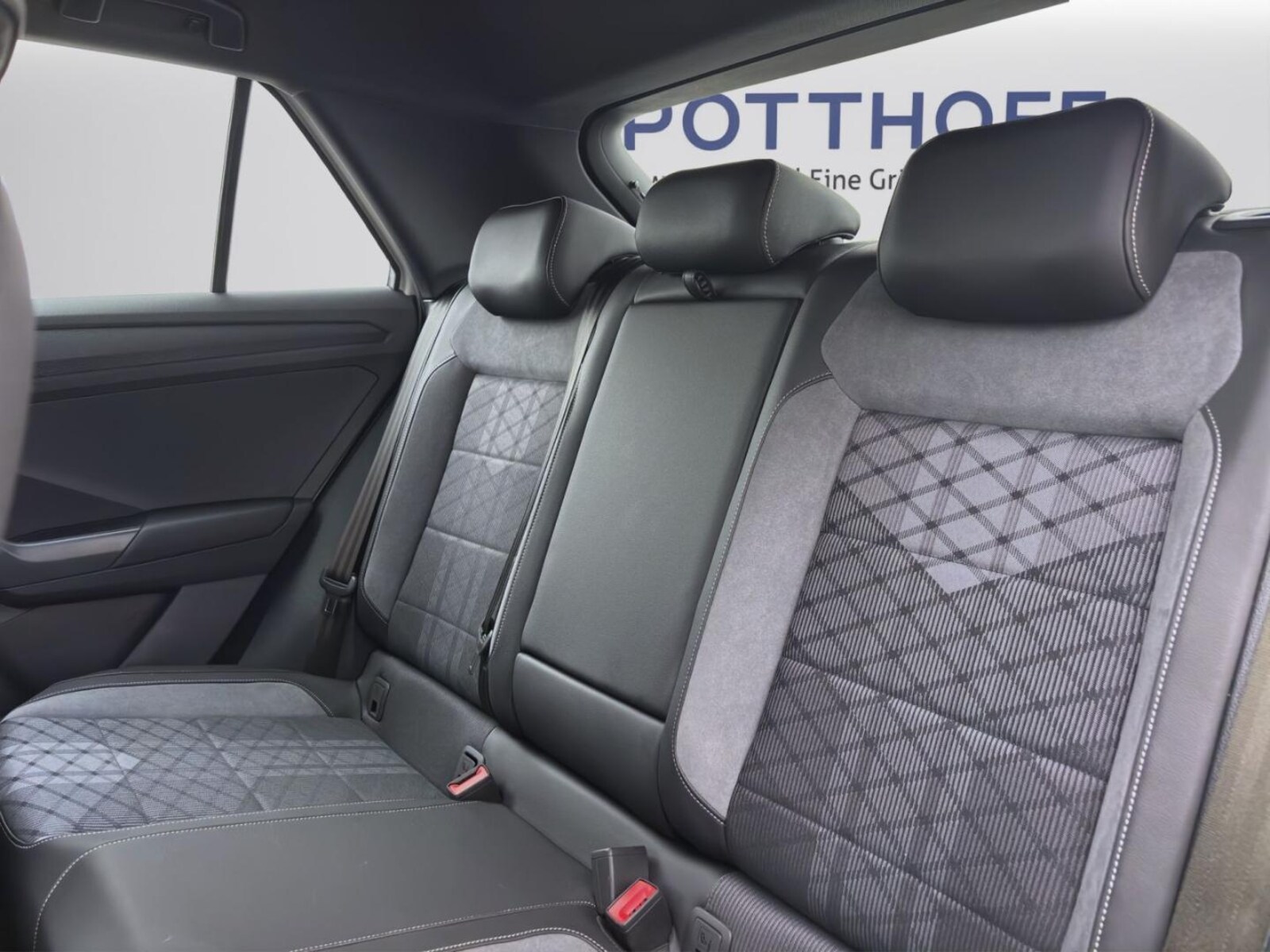 Volkswagen T-Roc – Bild 16