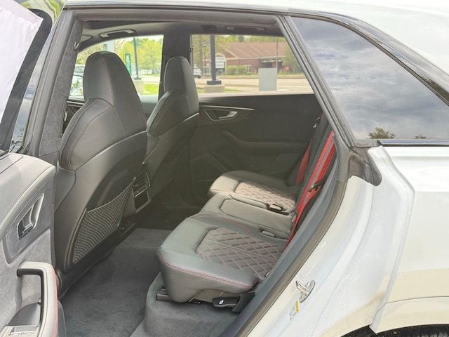2026 Audi SQ8 Prestige - Photo 19