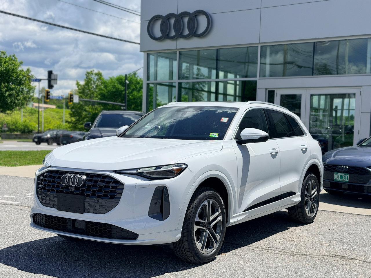 2026 Audi Q5 Premium quattro's photo