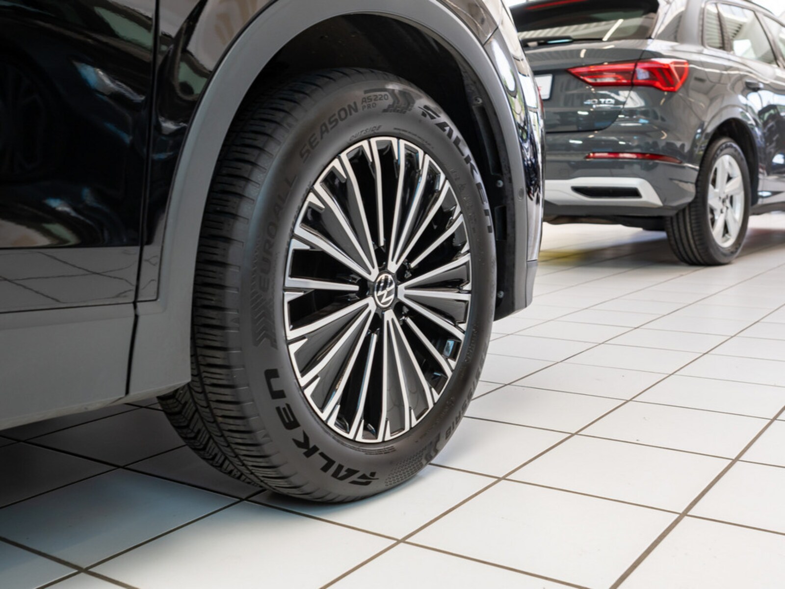 Volkswagen Tiguan – Bild 9