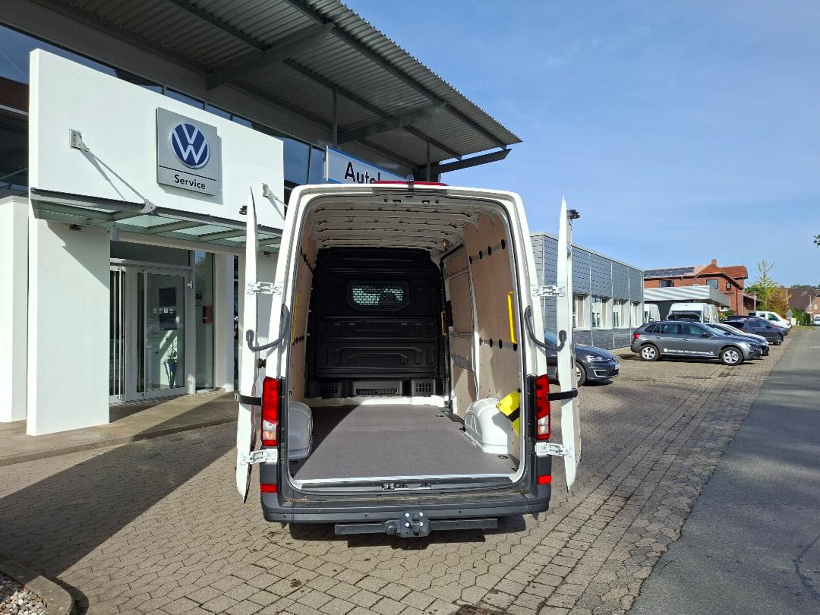 Volkswagen Crafter Kasten mittlerer Radstand – Bild 9