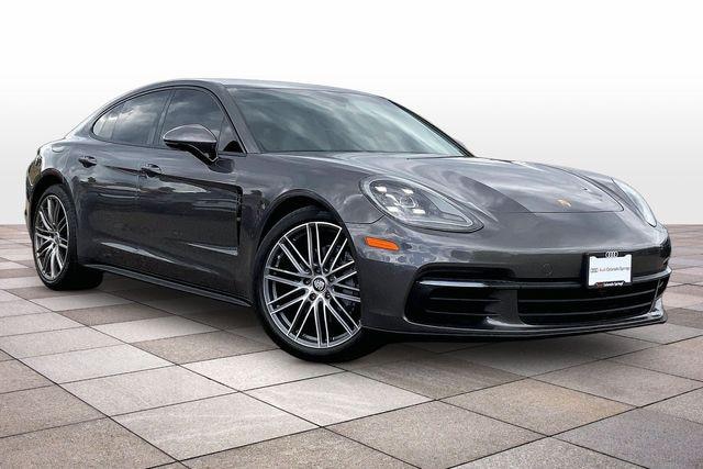 2018 Porsche Panamera