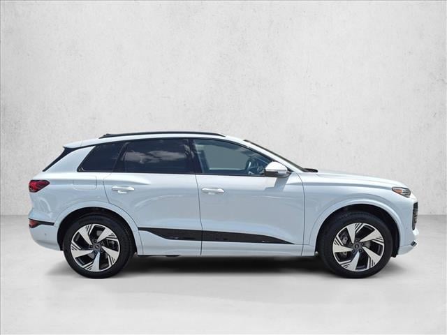 2024 Audi Q8 Sportback e-tron