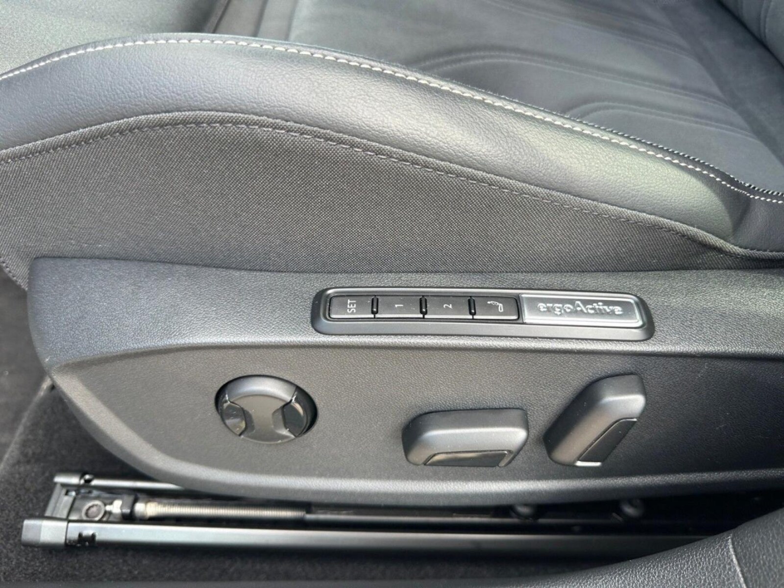 Volkswagen Golf – Bild 21