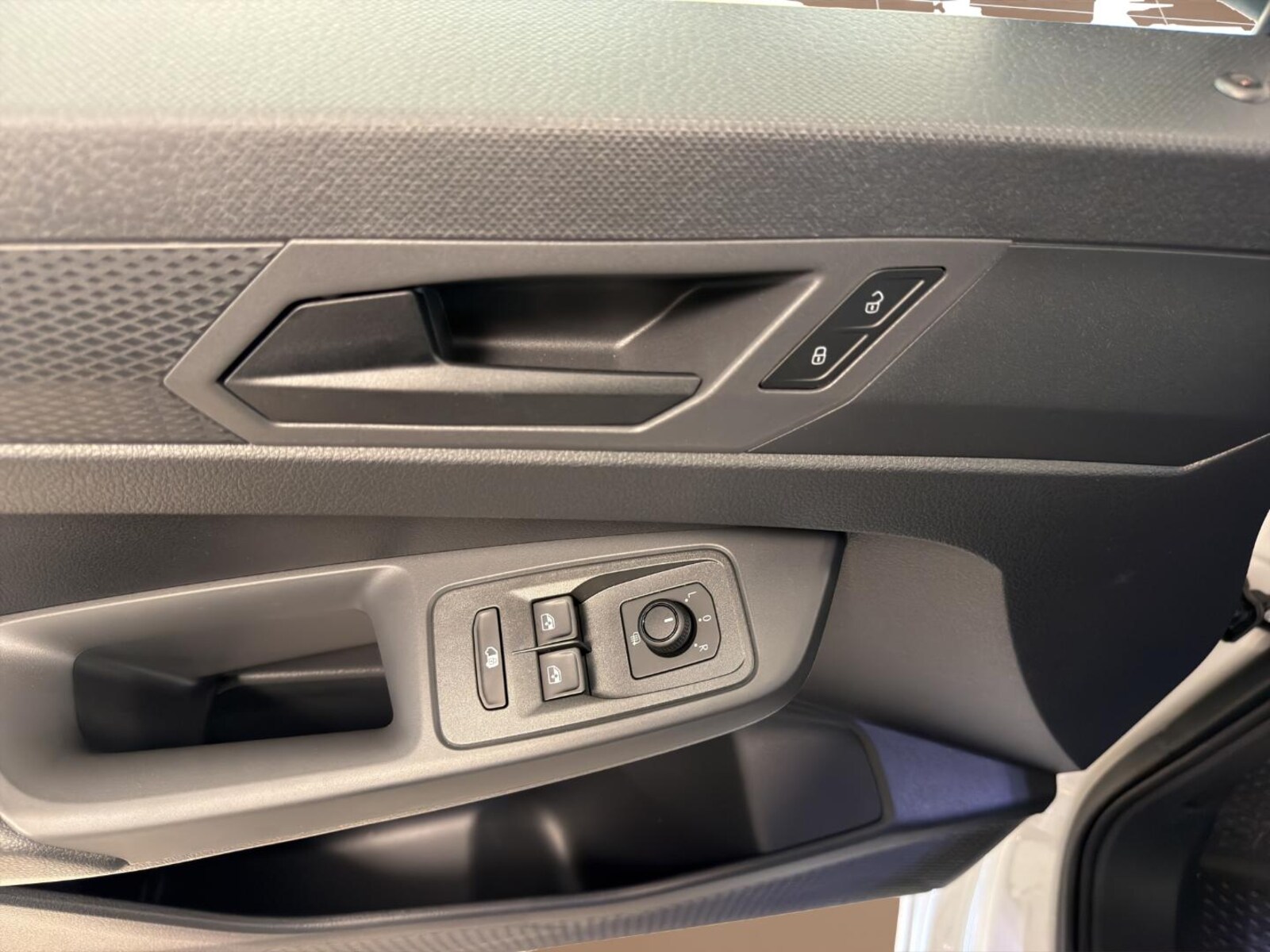 Volkswagen Caddy Maxi Cargo – Bild 13