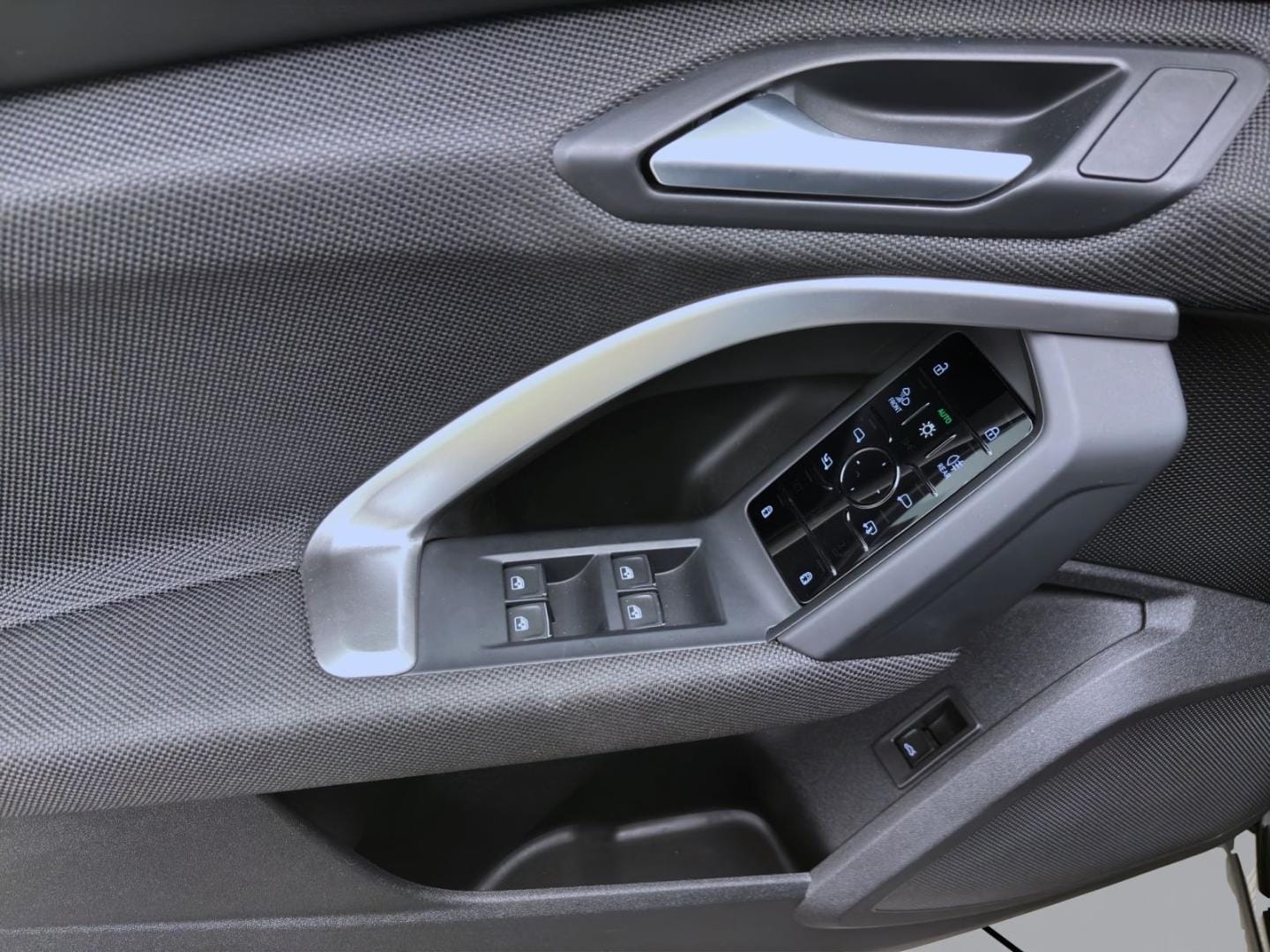 Bild über Audi Q5 Sportback TDI quattro 150 kW S tronic - für weitere Informationen kontaktieren Sie den Audi Partner