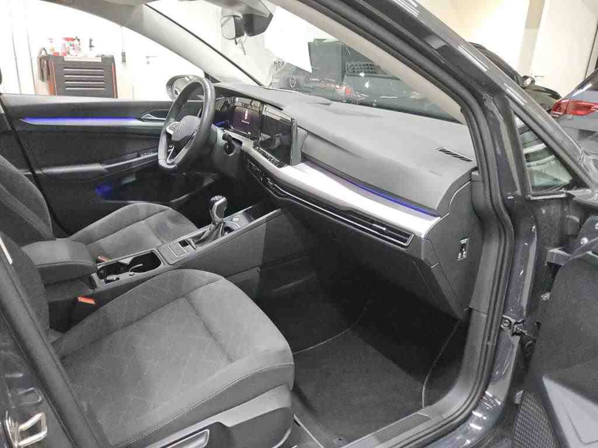 Volkswagen Golf Variant Life