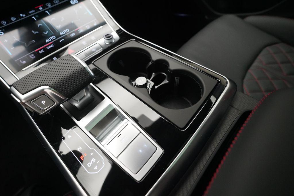 2026 Audi SQ8 Prestige - Photo 17