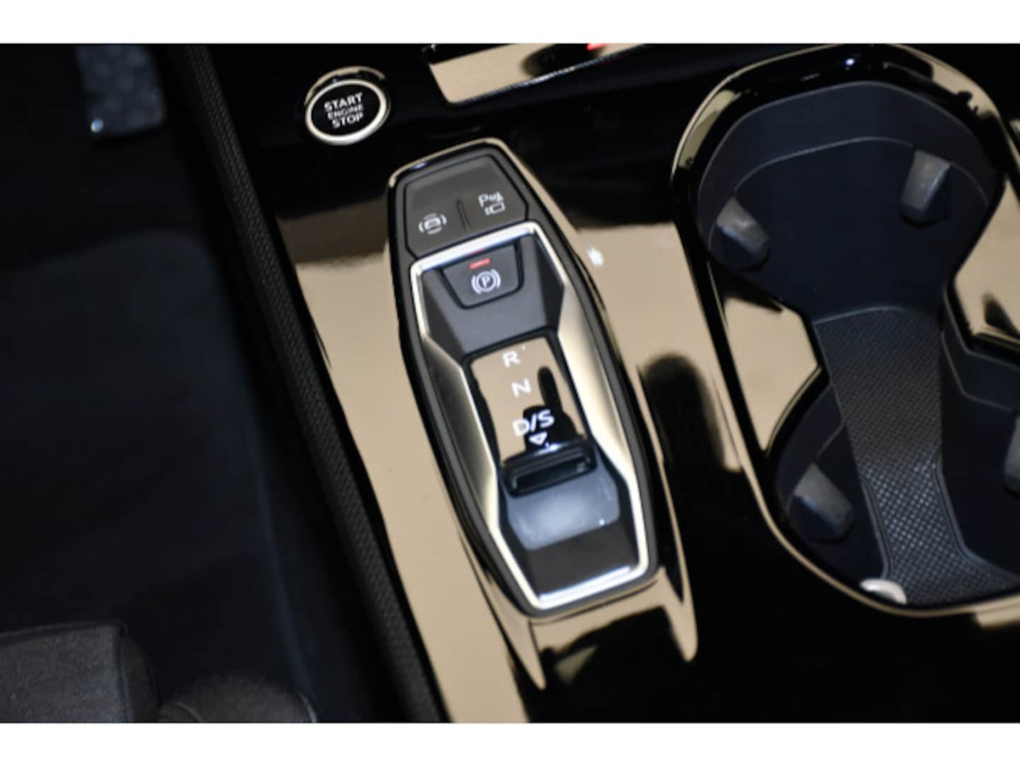 Bild über Audi A5 Avant TDI quattro 150 kW S tronic - für weitere Informationen kontaktieren Sie den Audi Partner