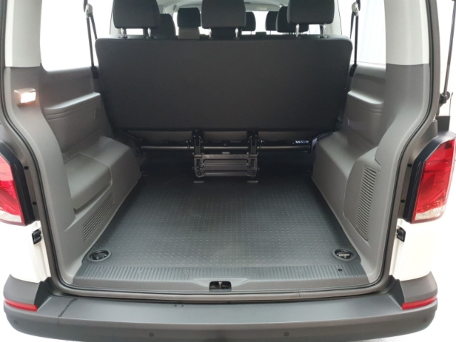 Volkswagen T6.1 Caravelle langer Radstand – Bild 10