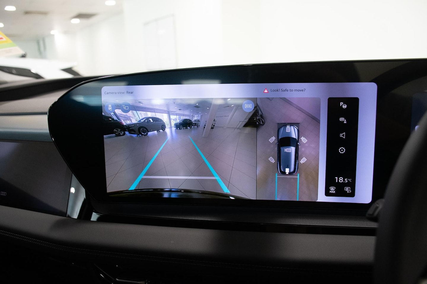 Image about Audi Q6 SUV e-tron e-tron