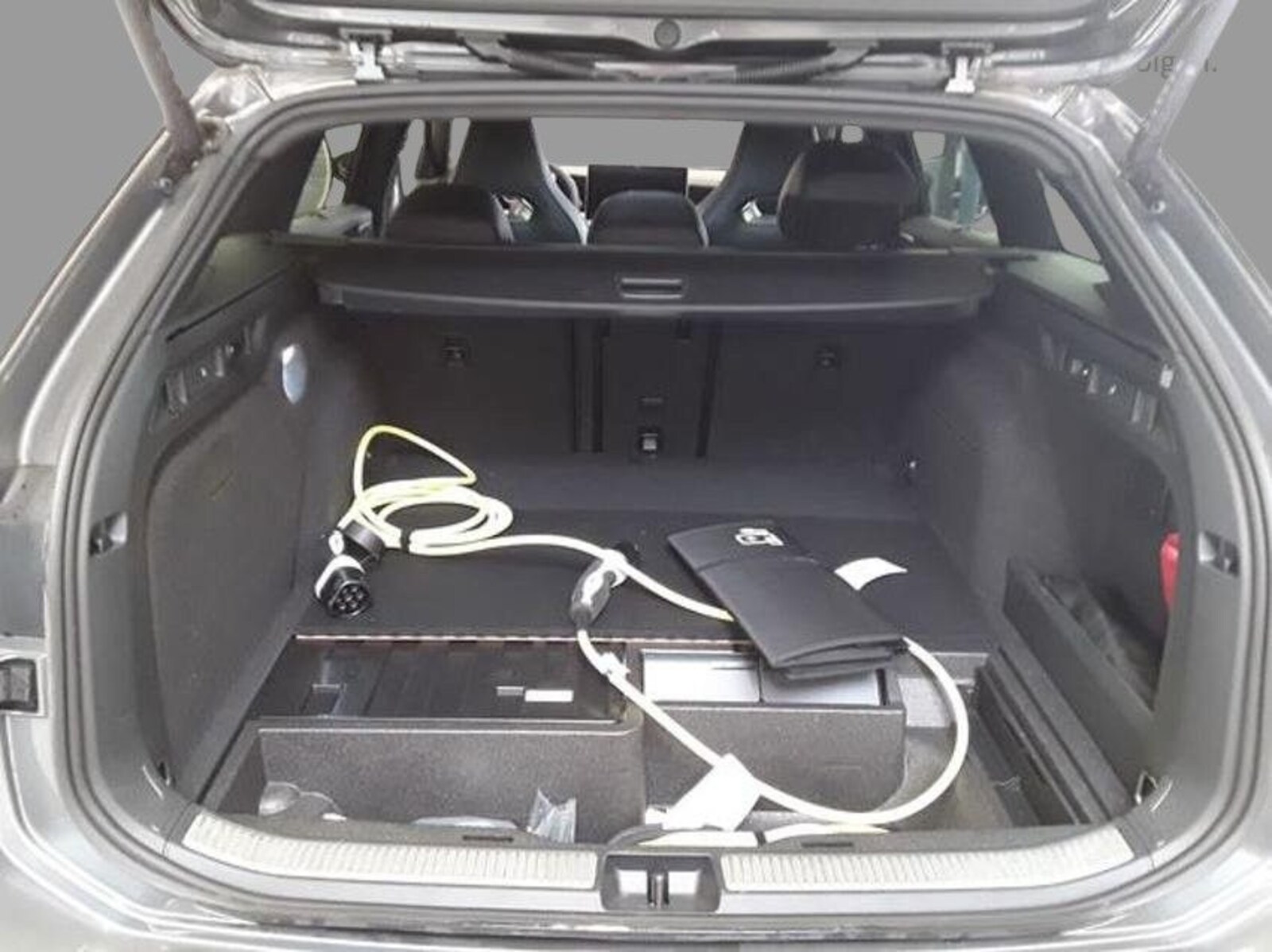 Volkswagen Passat – Bild 7
