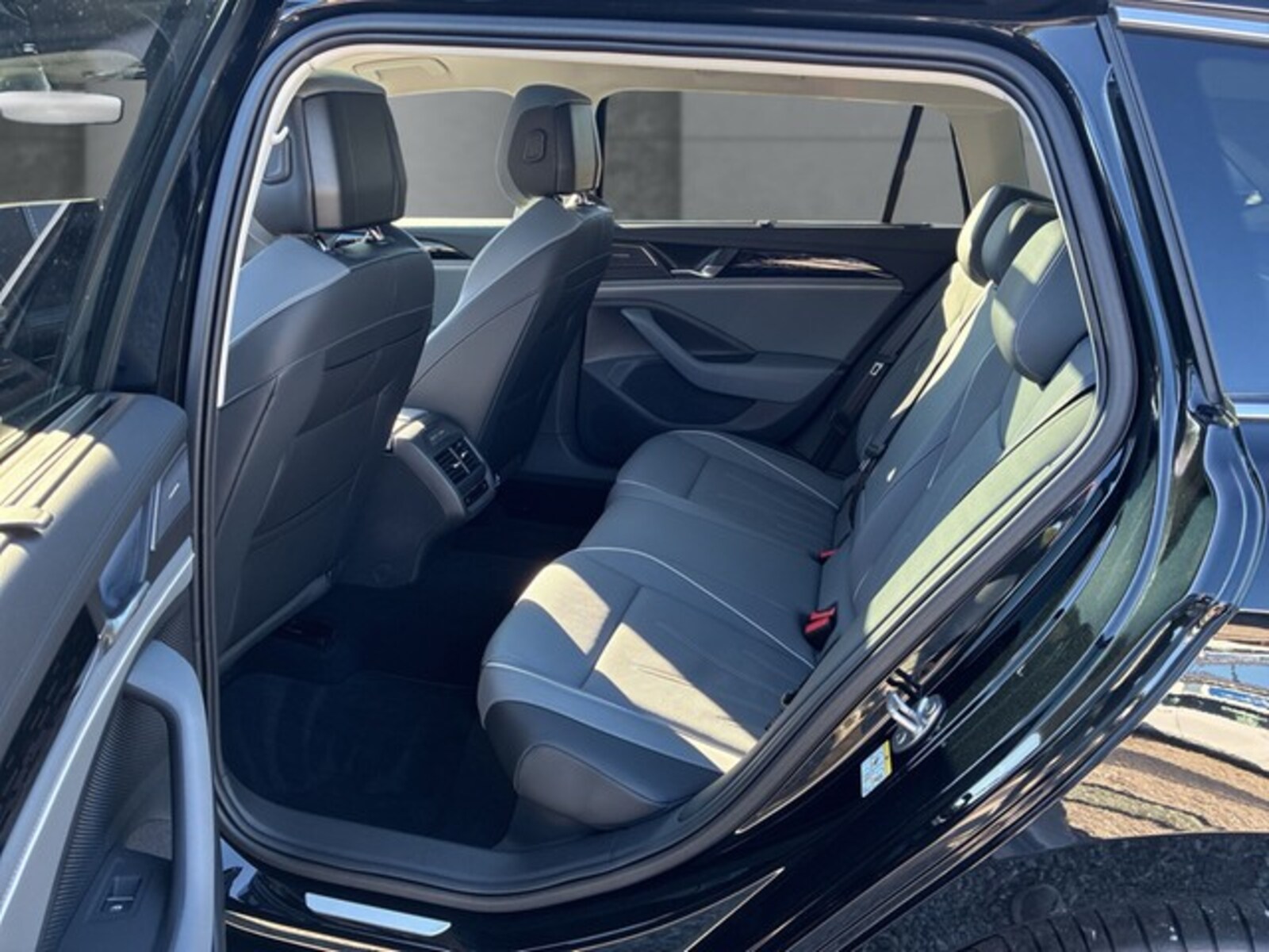 Volkswagen Passat – Bild 15