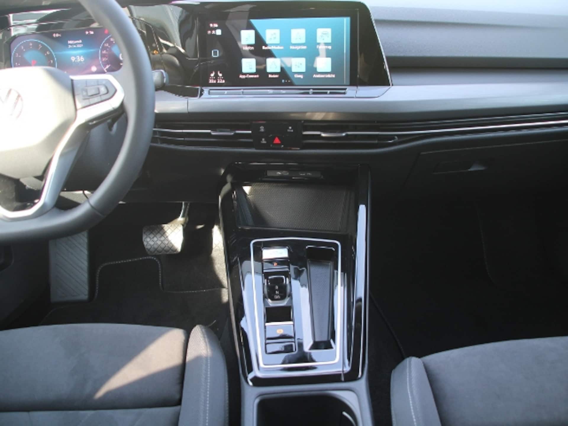 Volkswagen Golf Variant Style