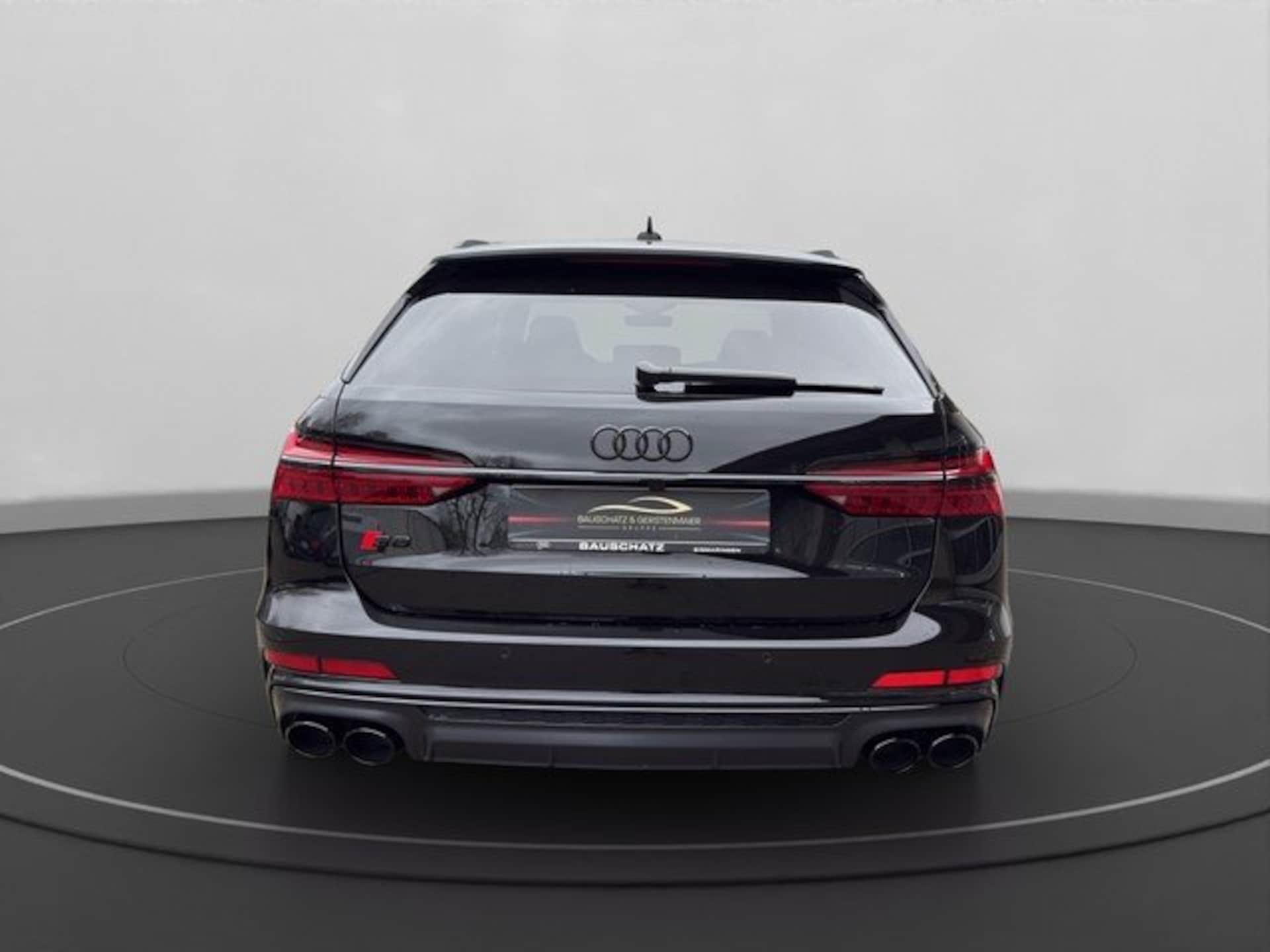 Audi S6 Avant