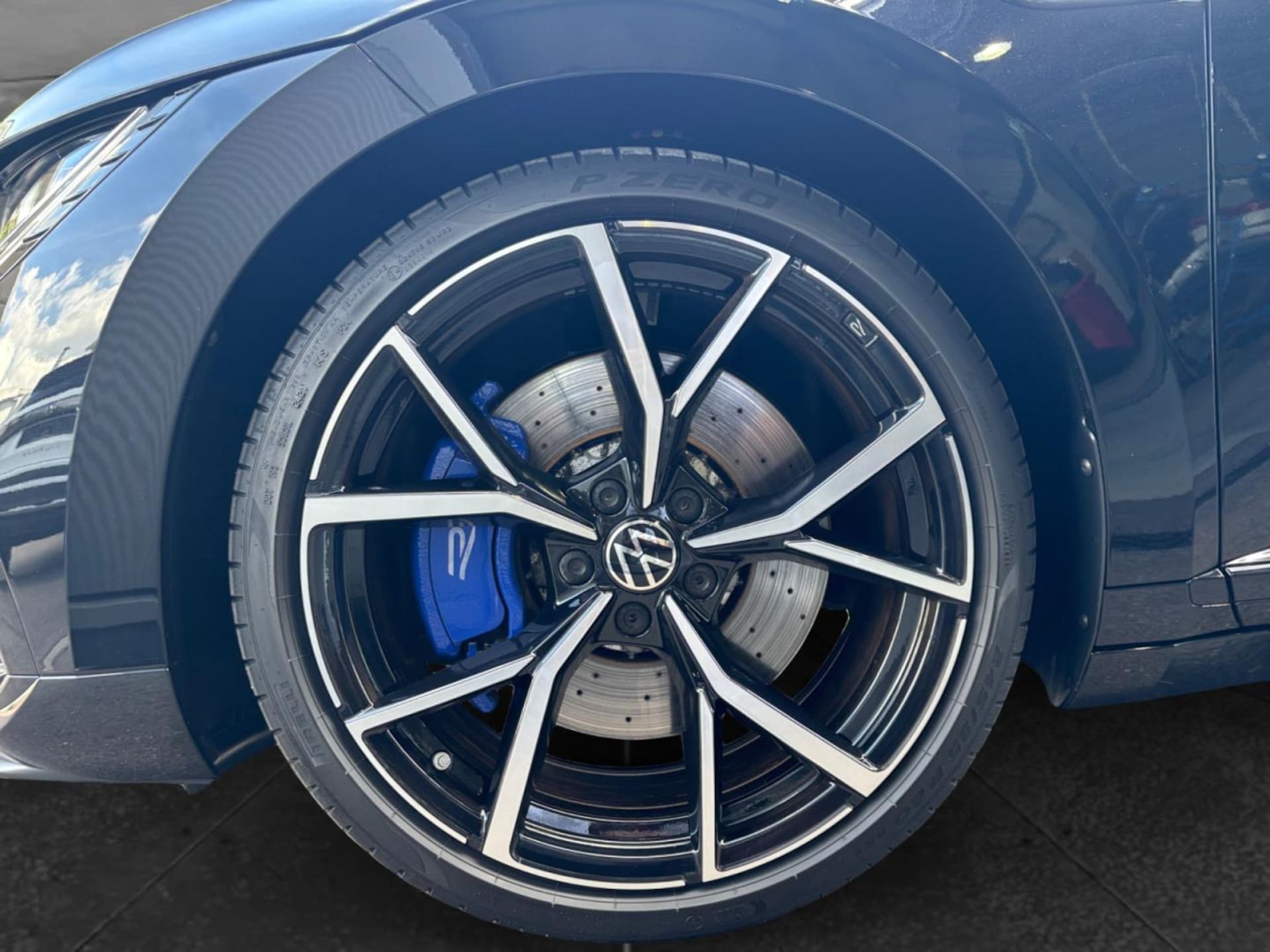 Volkswagen Arteon R
