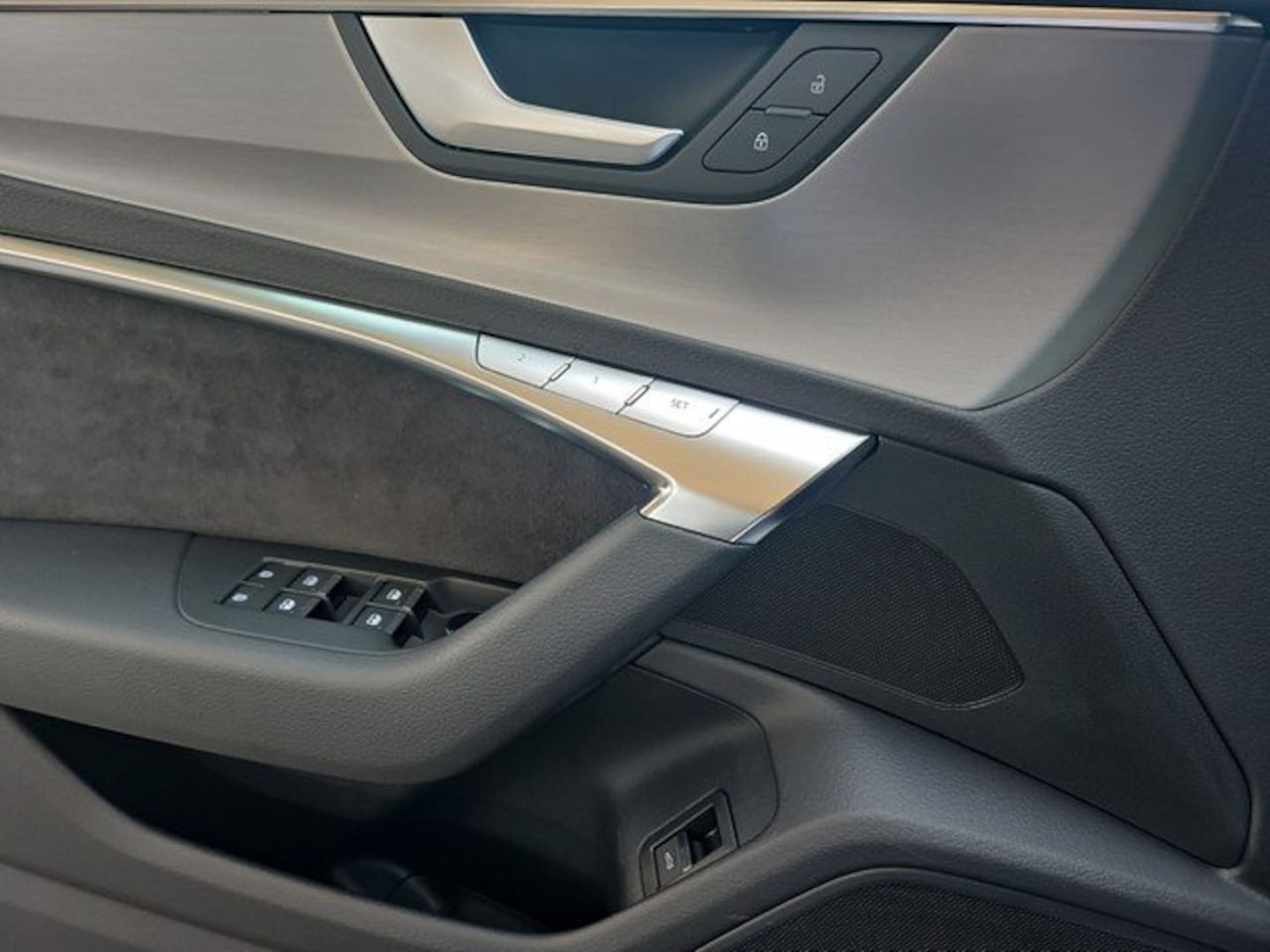 Bild über Audi A6 Avant S line 50 TDI quattro tiptronic - für weitere Informationen kontaktieren Sie den Audi Partner