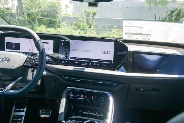 2026 Audi SQ5 Premium Plus - Photo 13