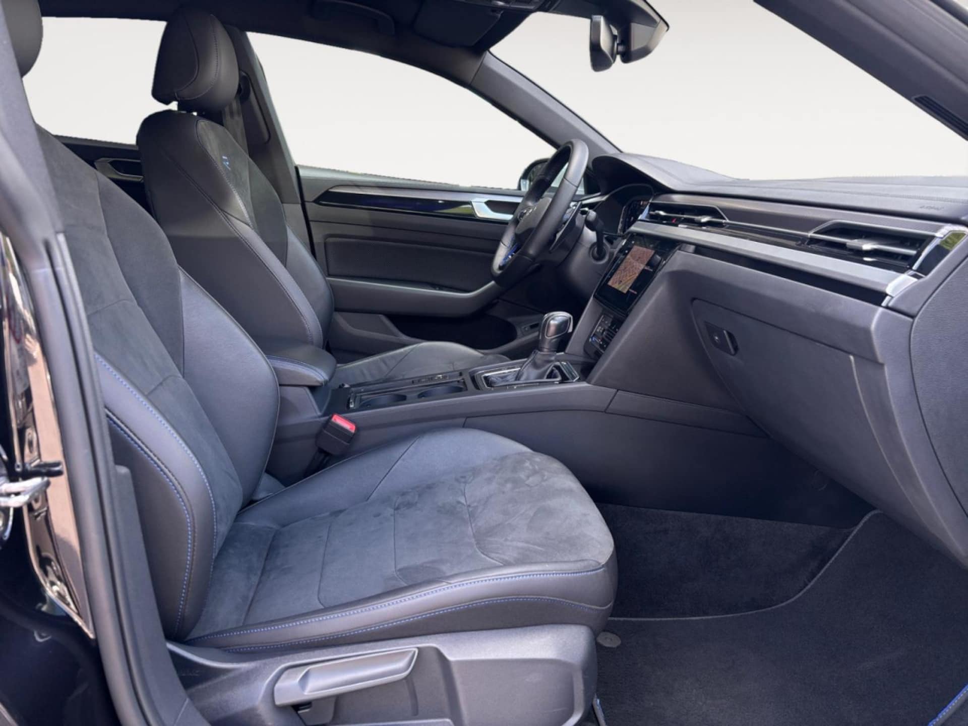 Volkswagen Arteon R