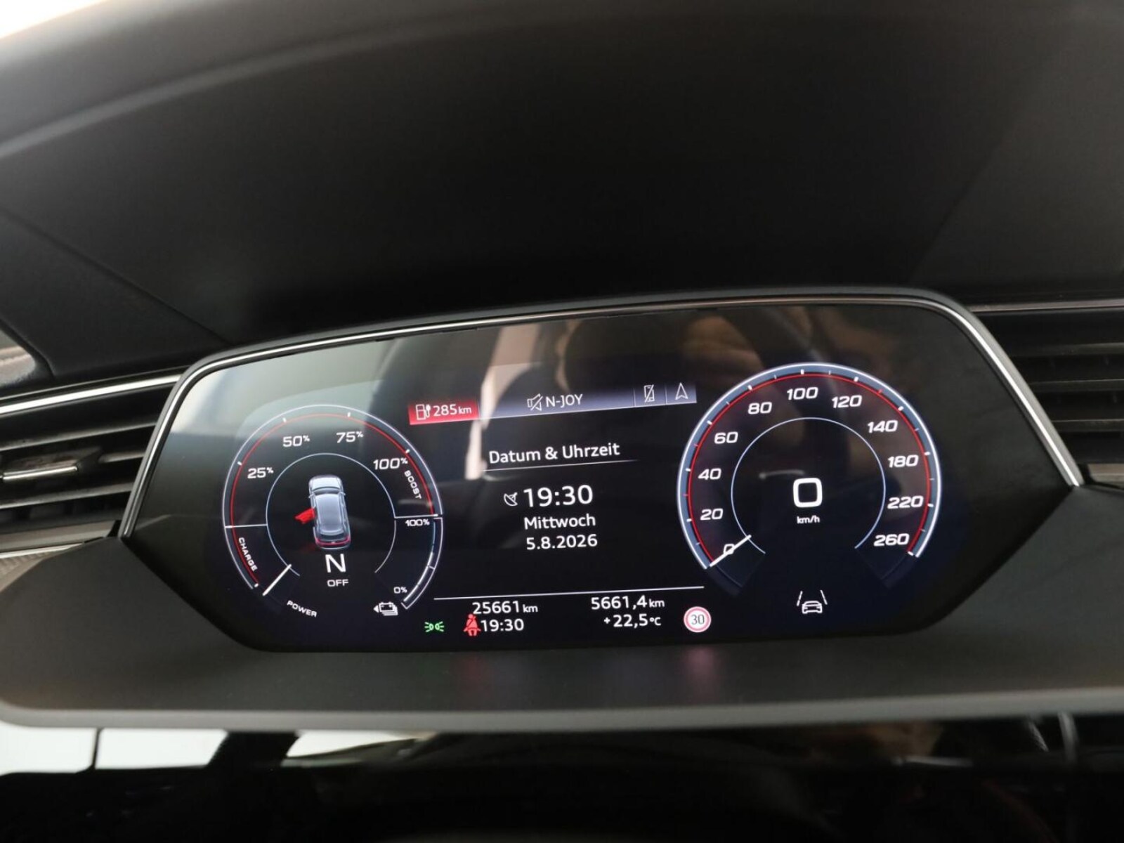 Audi Q8 e-tron – Bild 15