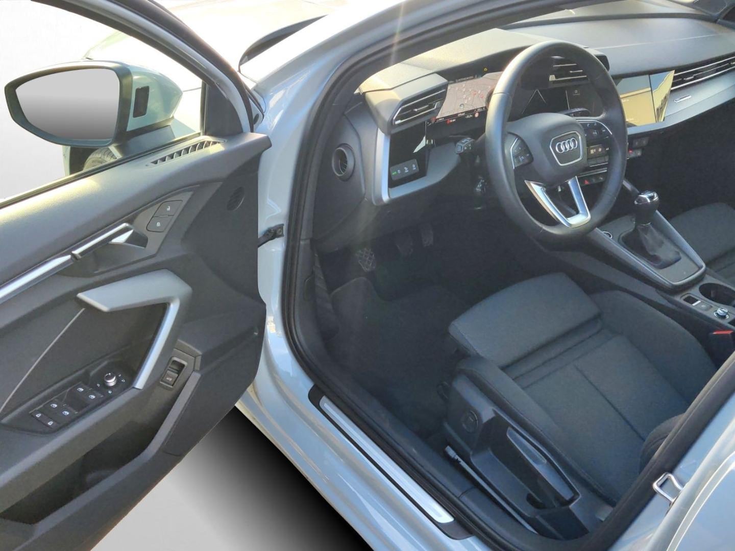 Bild über Audi A3 Sportback TDI Schaltgetriebe - für weitere Informationen kontaktieren Sie den Audi Partner