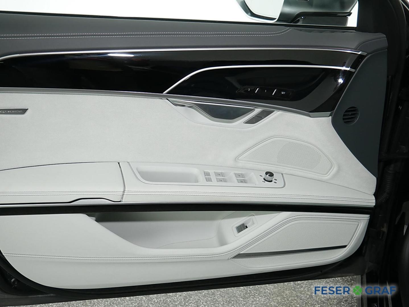 Image about Audi S8 TFSI quattro tiptronic