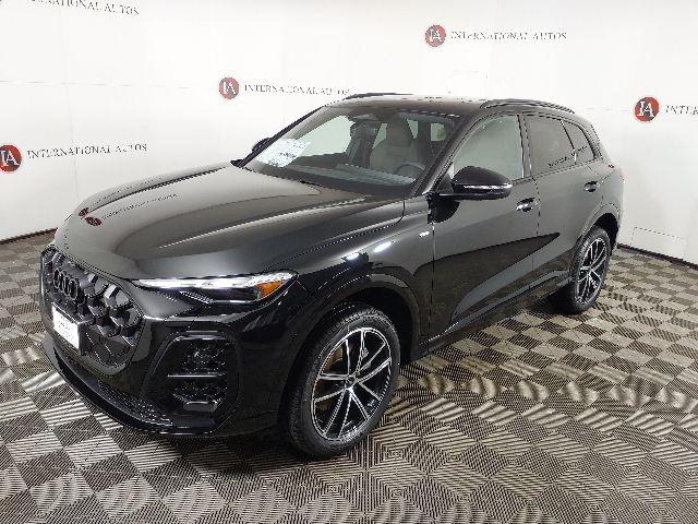 2026 Audi Q5 Premium Plus quattro's photo