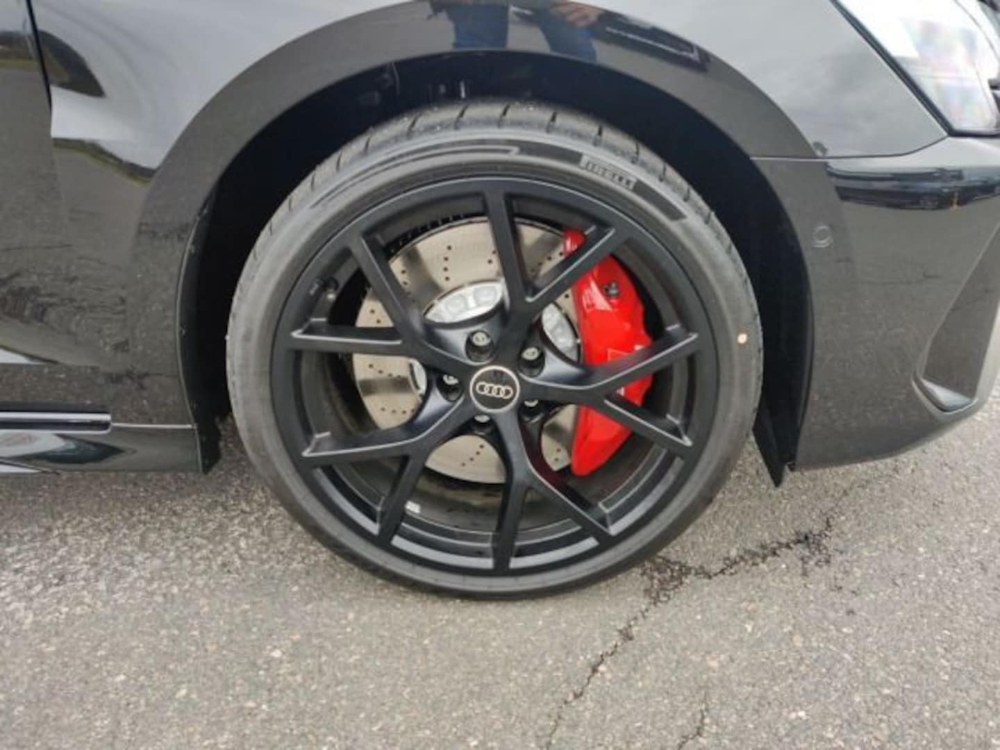 Bild über Audi RS 3 Limousine TFSI quattro 294 kW S tronic - für weitere Informationen kontaktieren Sie den Audi Partner