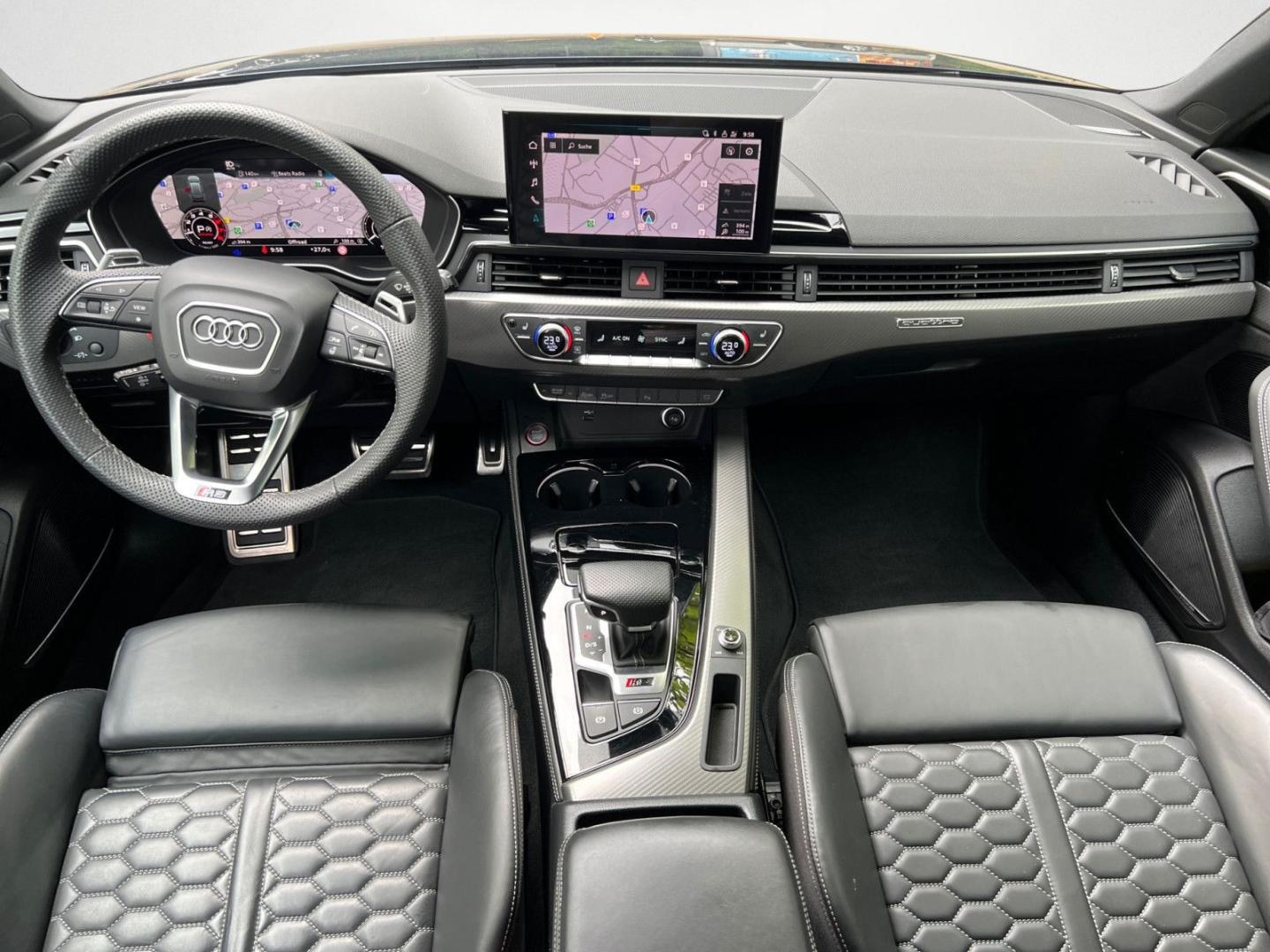 Bild über Audi RS 4 Avant TFSI quattro tiptronic - für weitere Informationen kontaktieren Sie den Audi Partner
