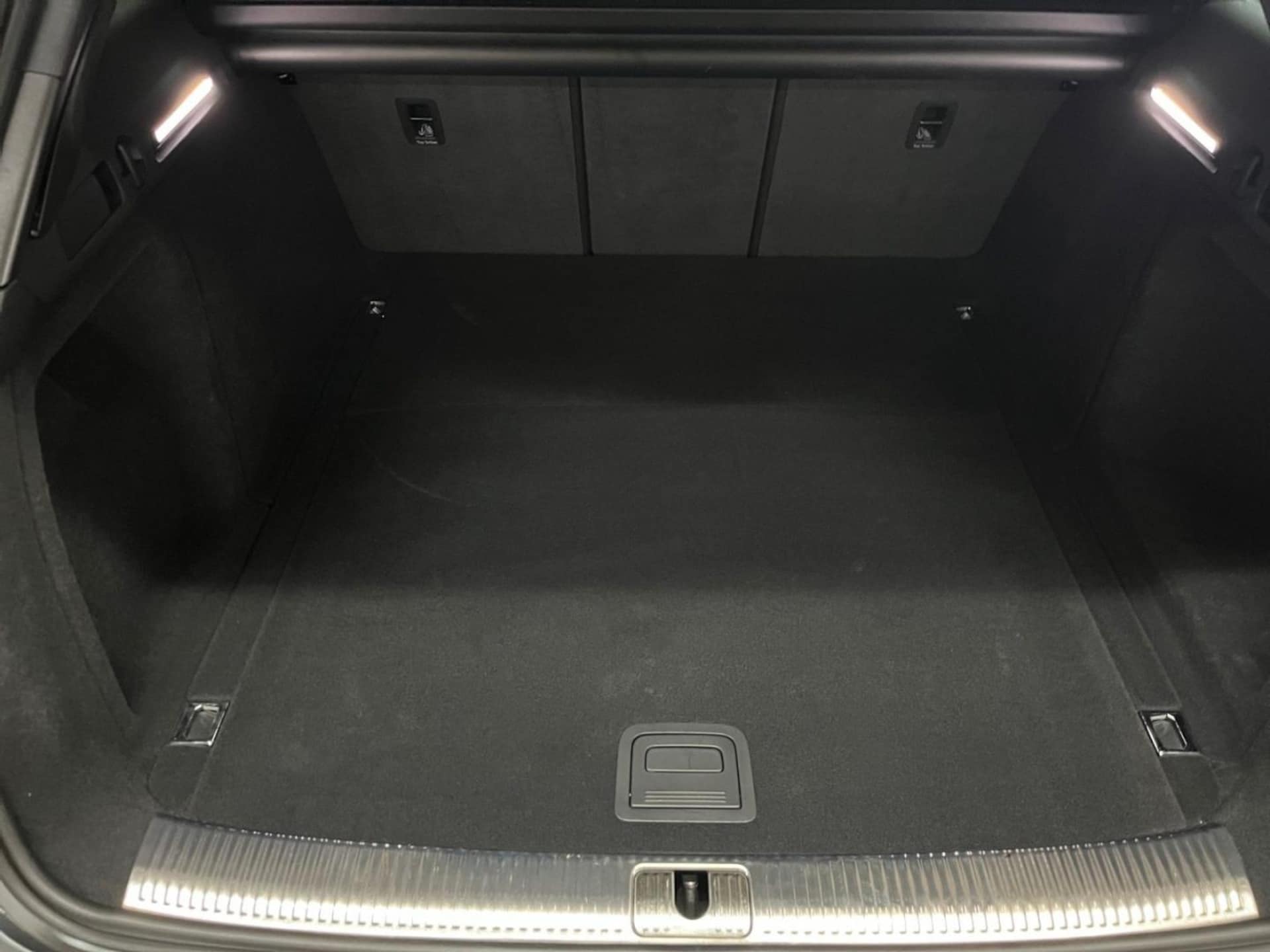 Audi A4 Avant S line