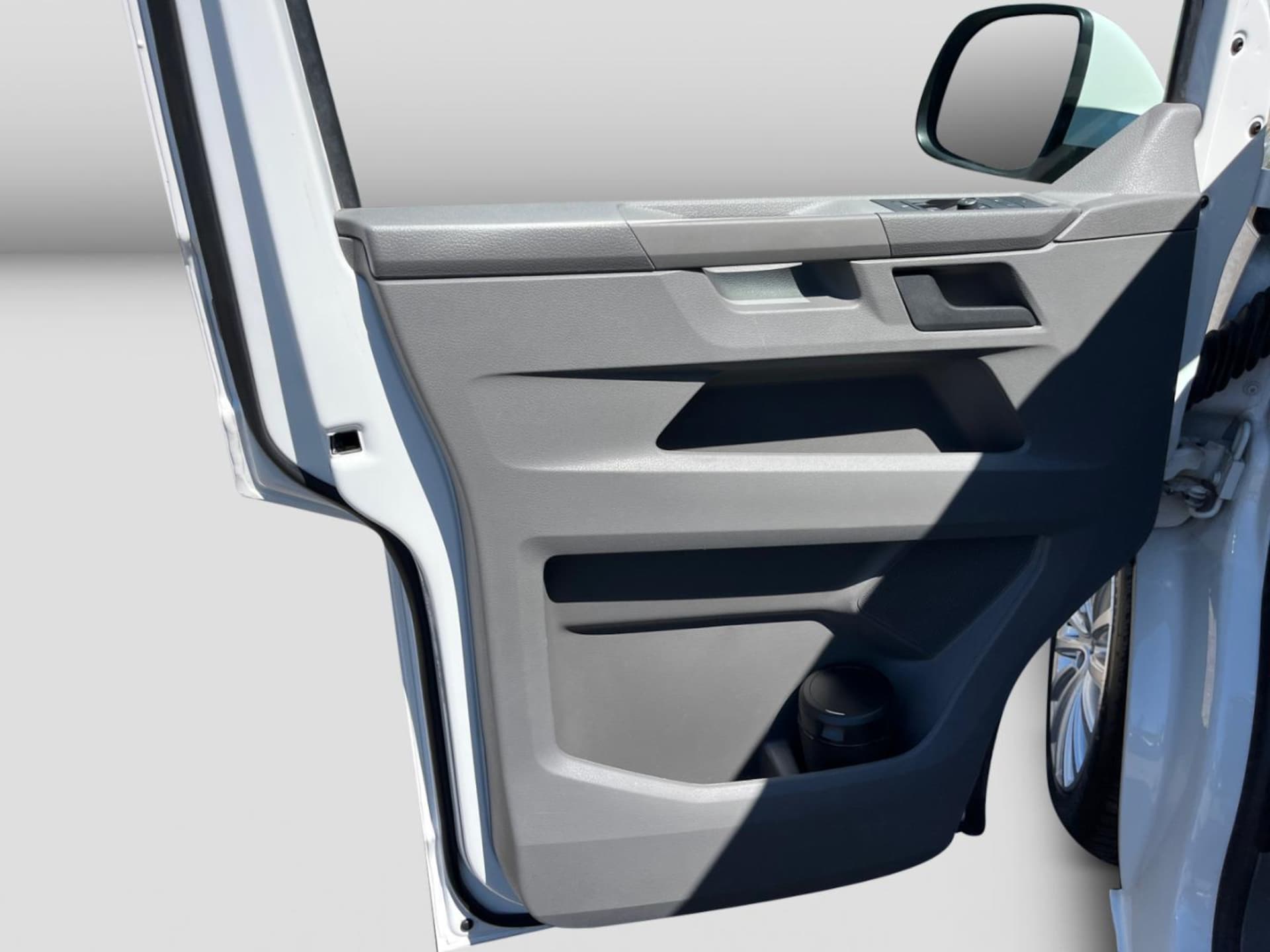 Volkswagen T6.1 California Beach