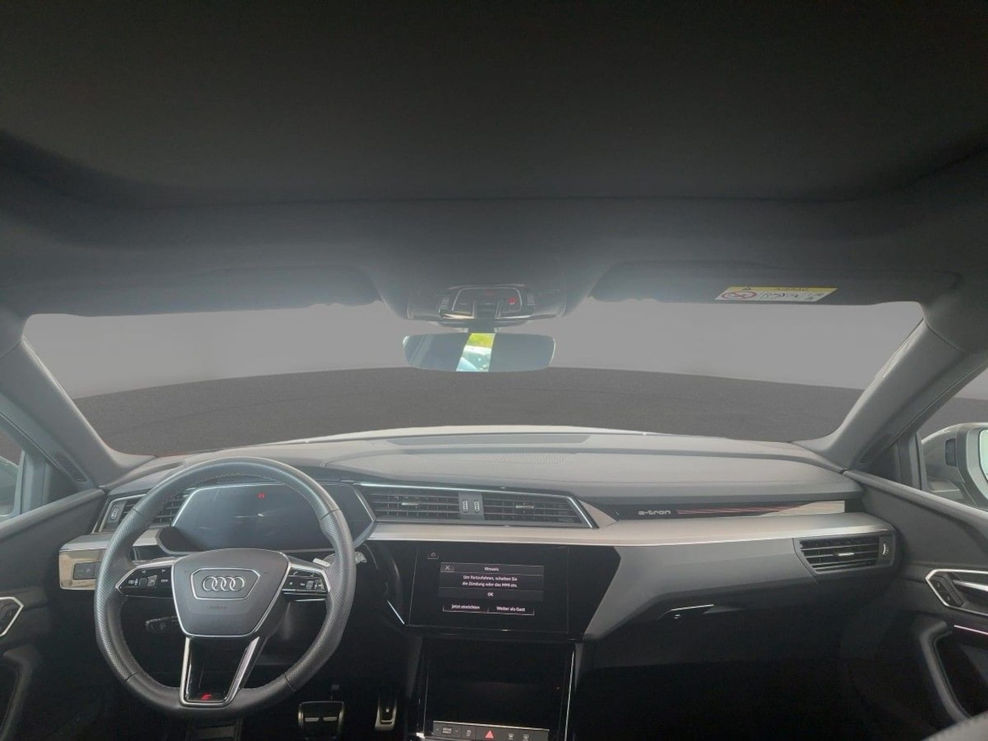 Audi Q8 e-tron S line