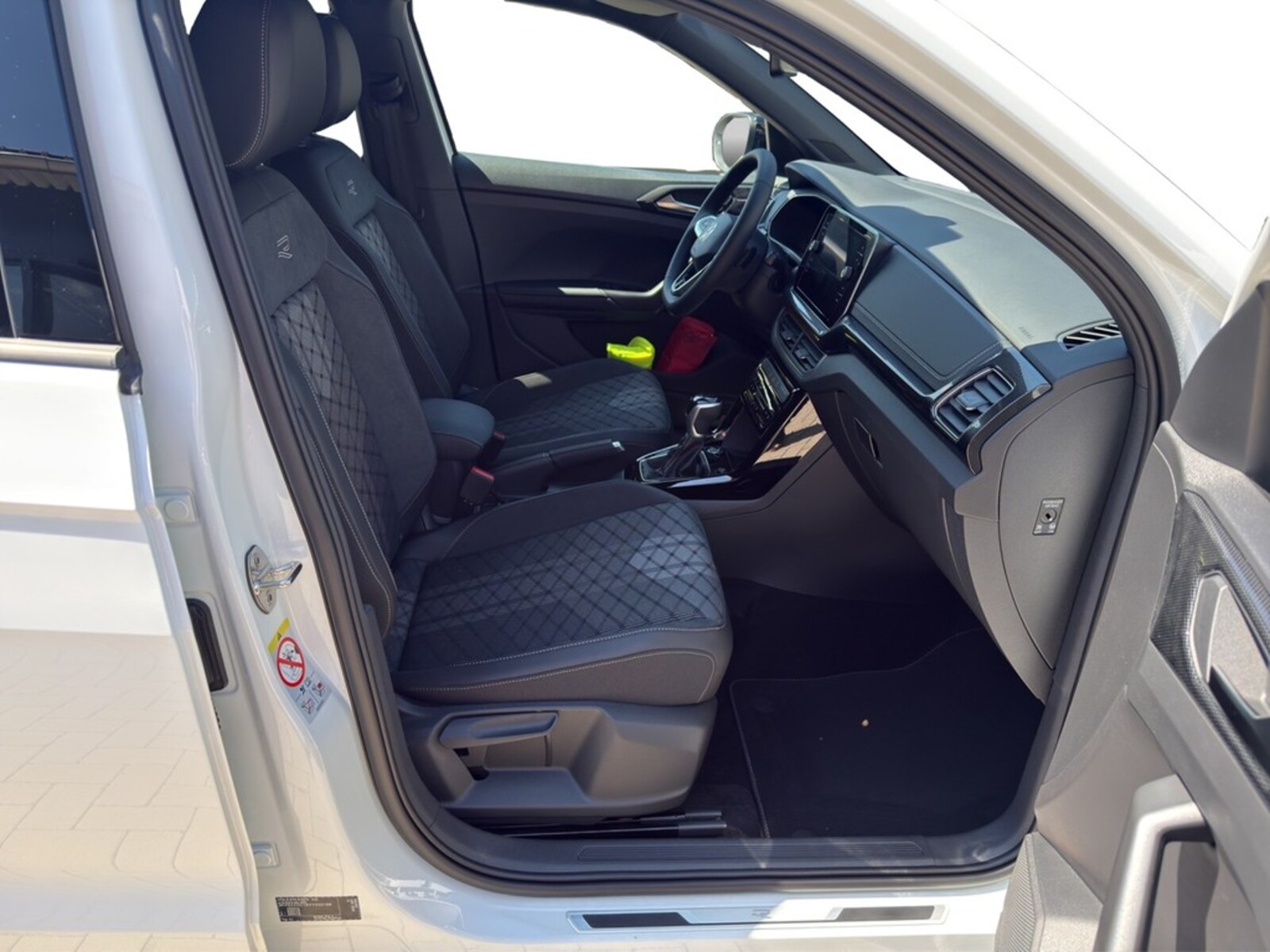 Volkswagen T-Cross – Bild 8