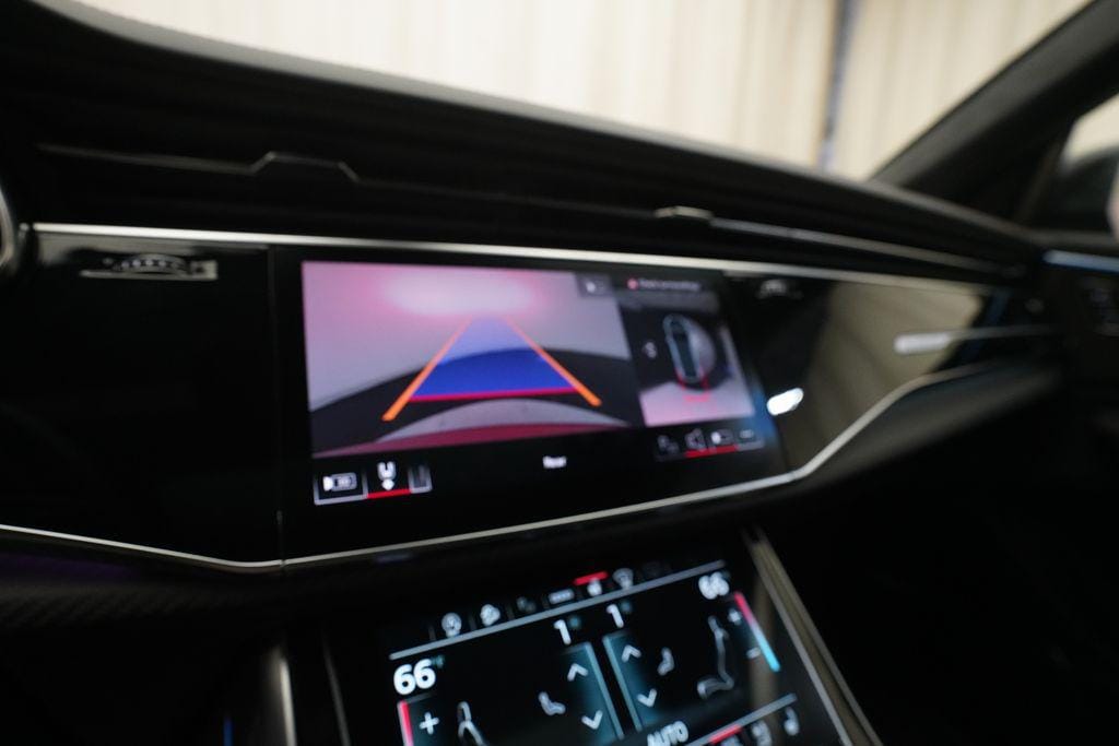2026 Audi SQ8 Prestige - Photo 21