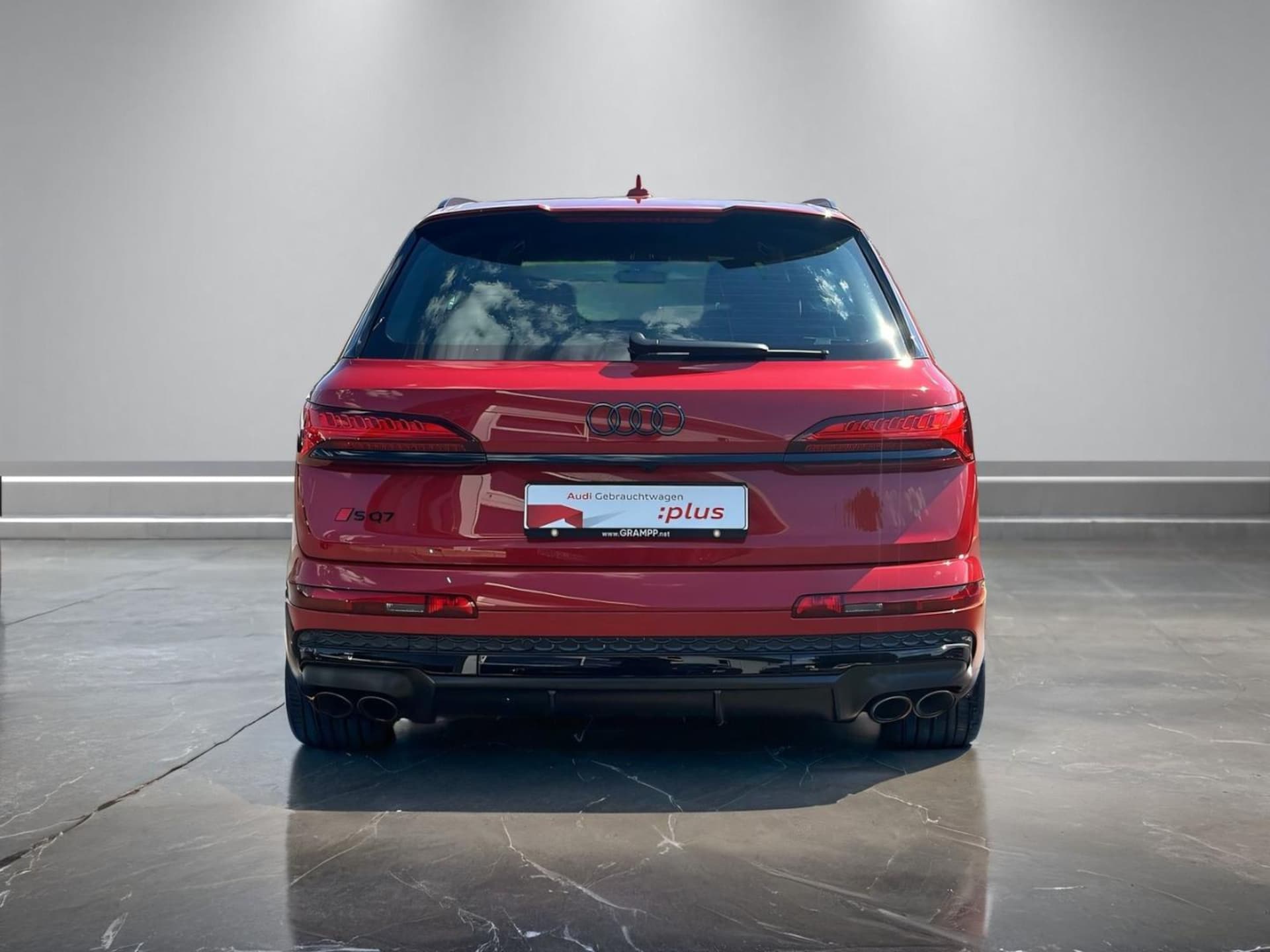 Audi SQ7 SUV