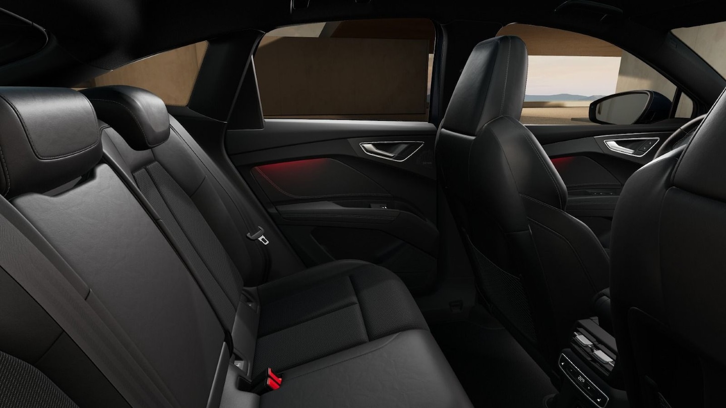 Bild über Audi Q4 Sportback e-tron e-tron performance 210 kW - für weitere Informationen kontaktieren Sie den Audi Partner