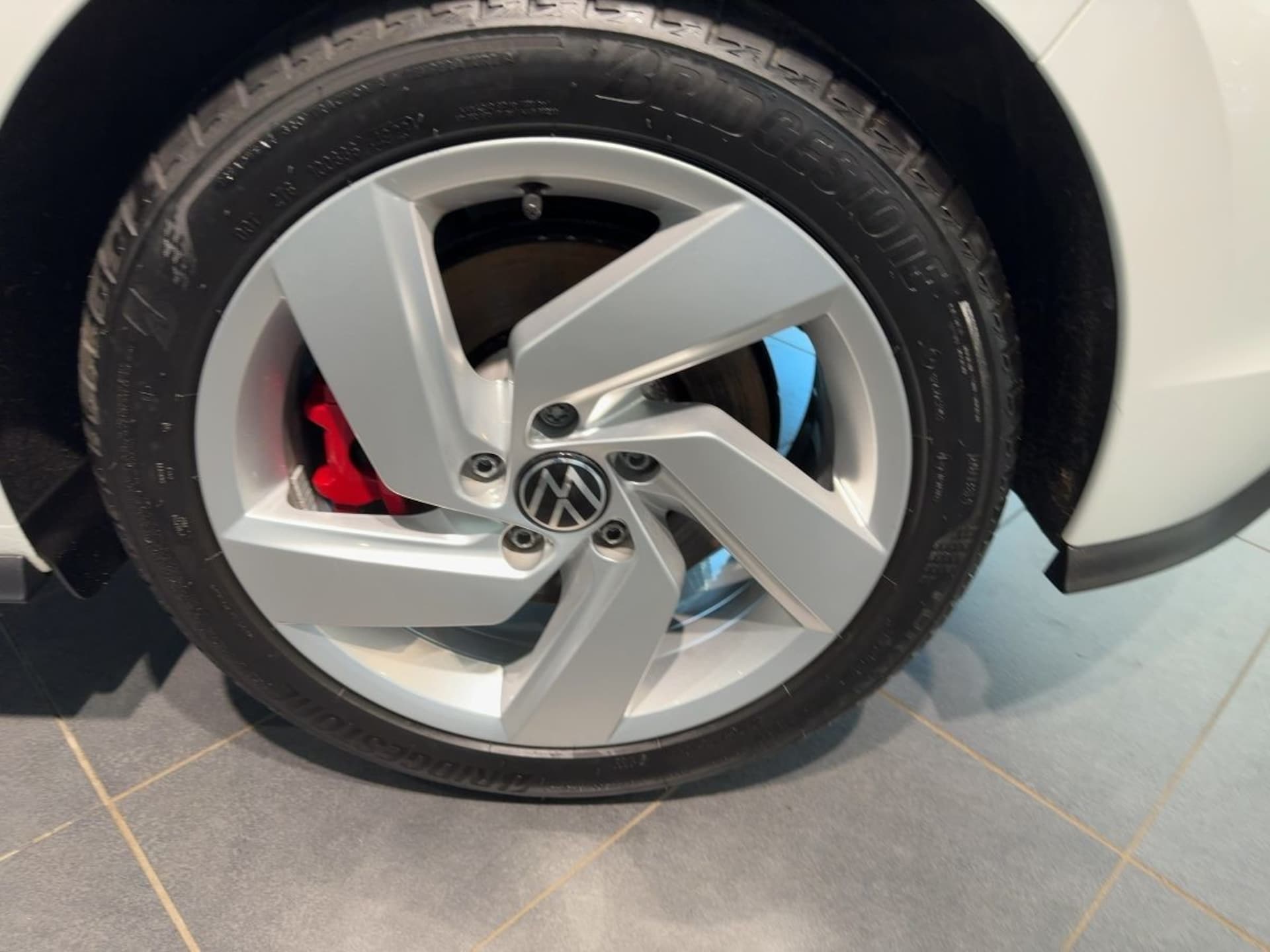 Volkswagen Golf GTI