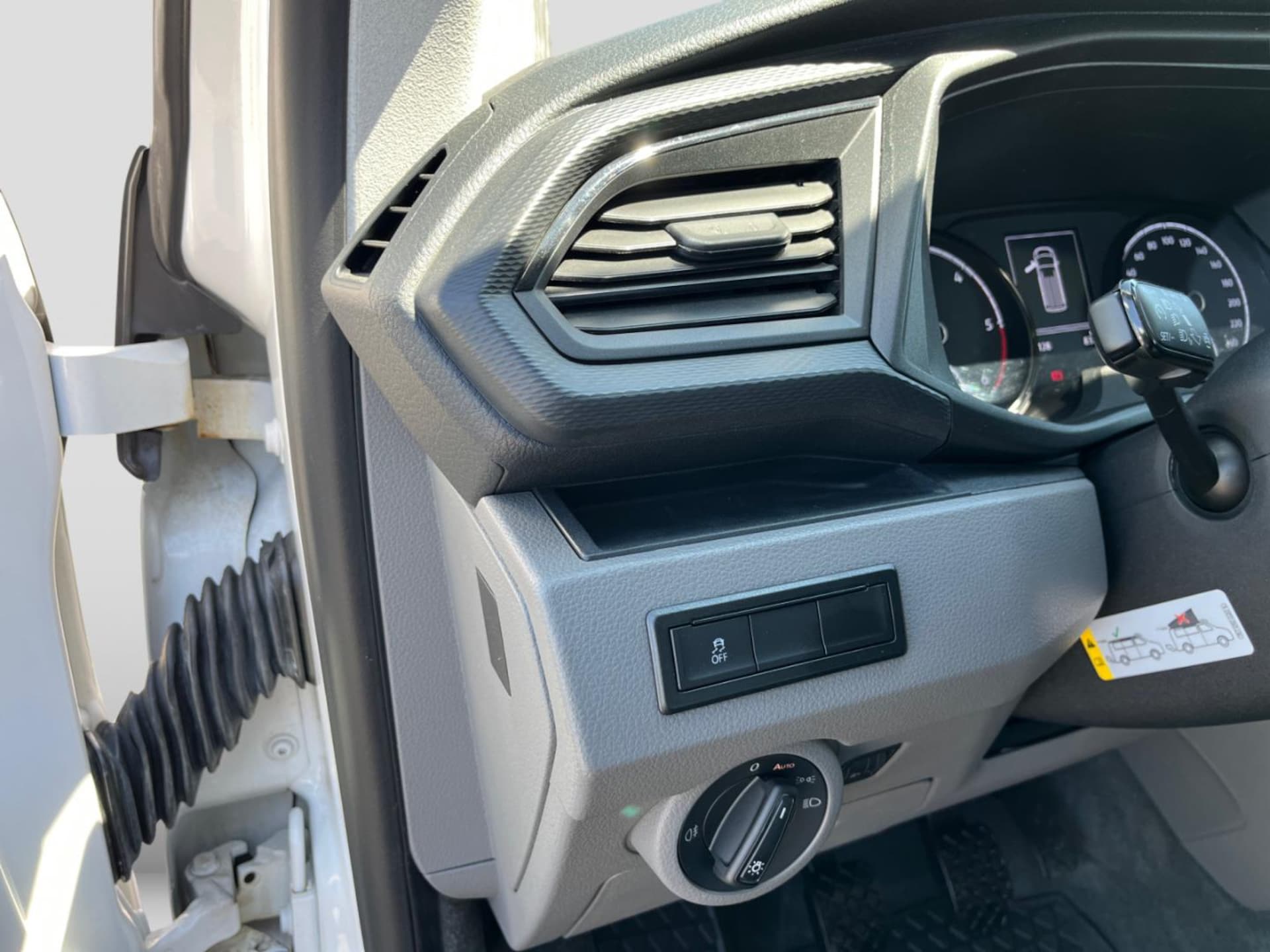 Volkswagen T6.1 California Beach