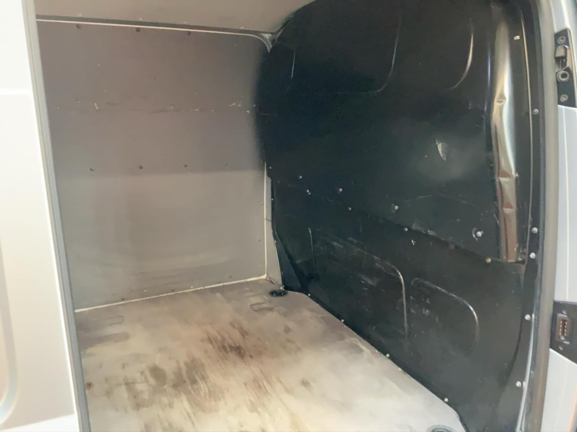 Volkswagen T6.1 Transporter Kasten kurzer Radstand