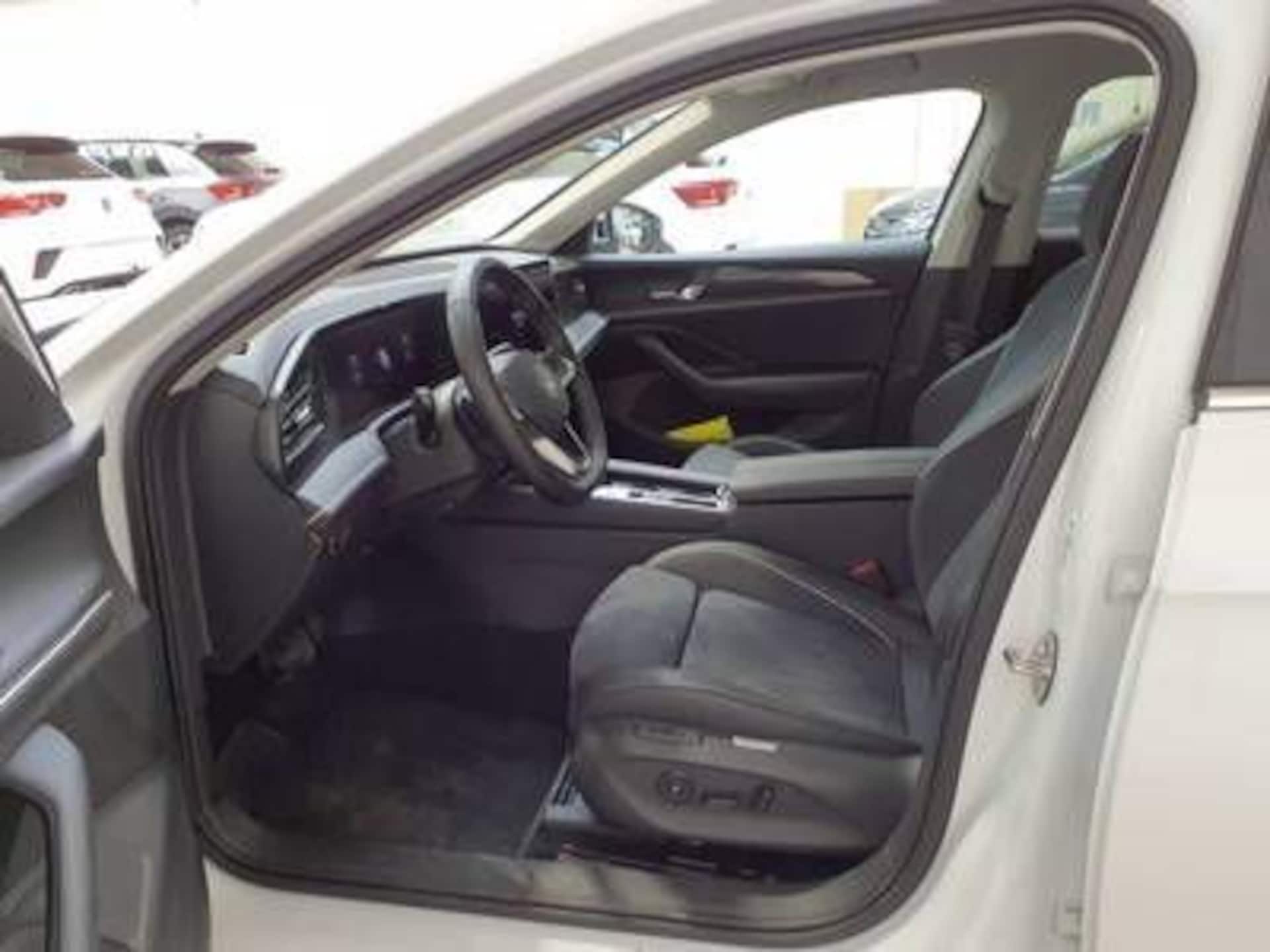 Volkswagen Passat Business