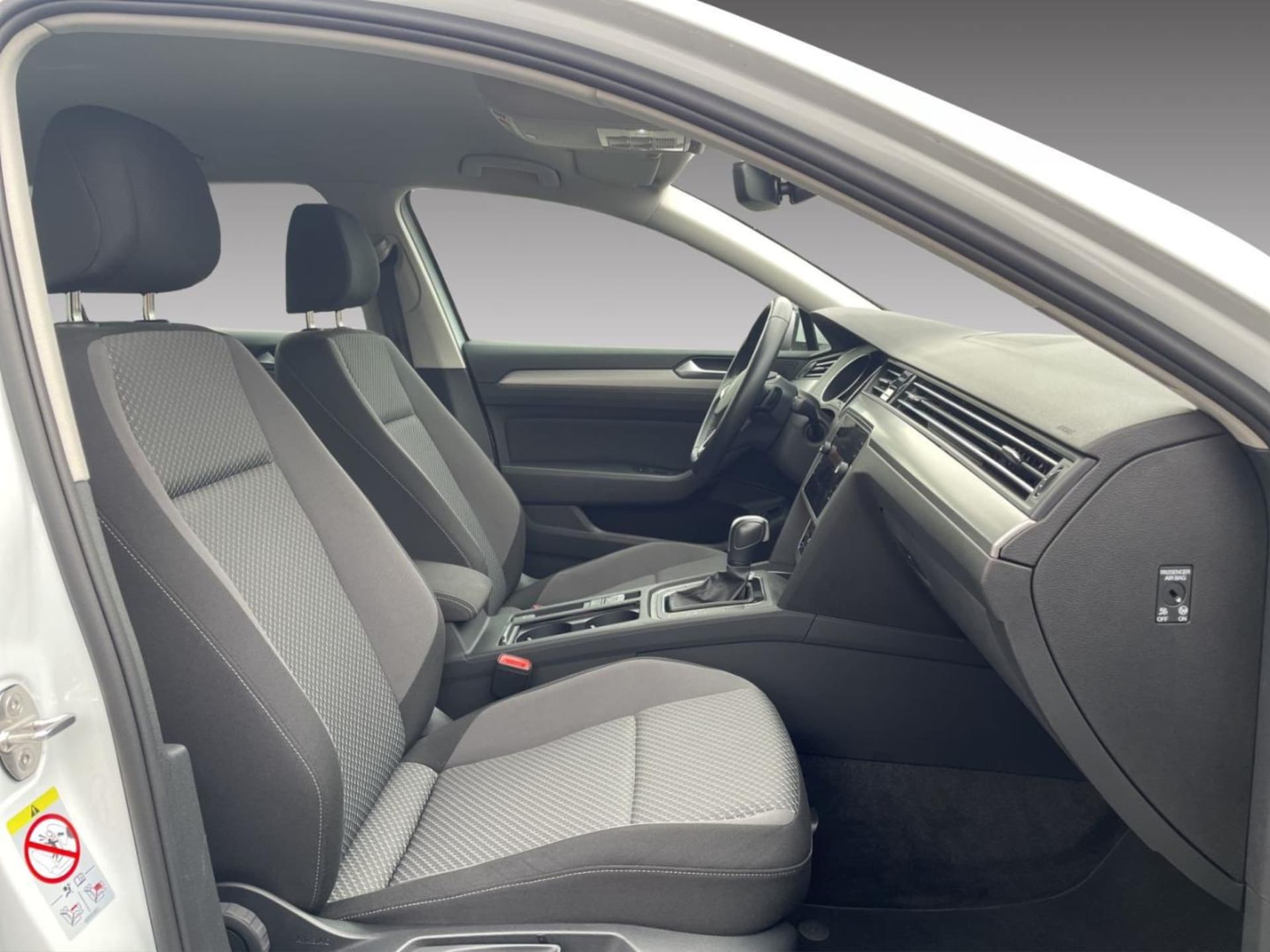 Volkswagen Passat Variant Basis-Modell