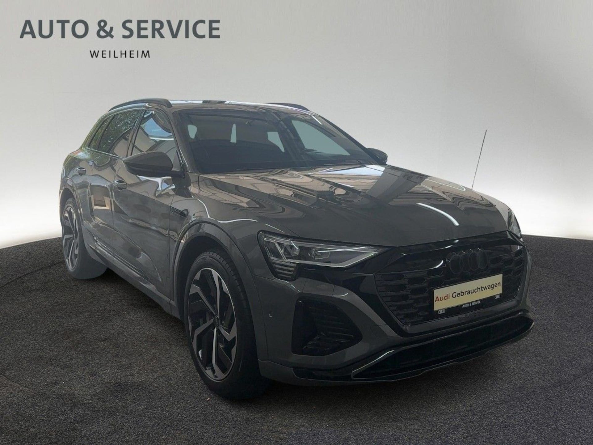 Audi Q8 e-tron S line