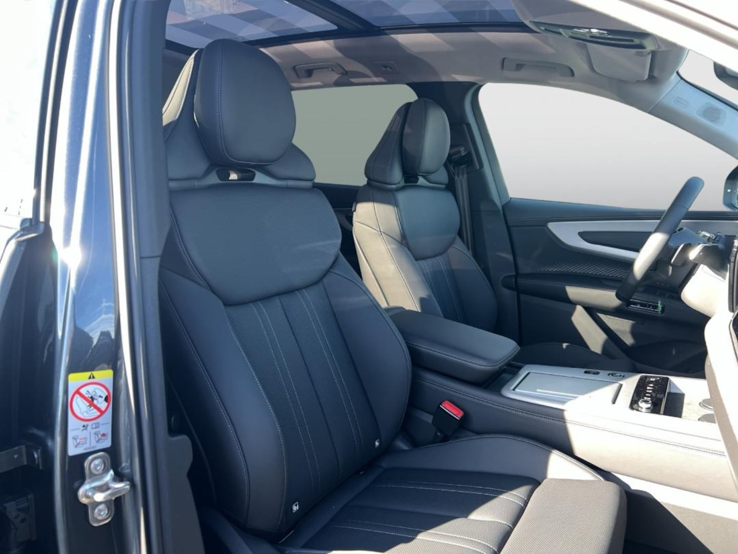 Bild über Audi Q7 SUV TDI quattro 220 kW tiptronic - für weitere Informationen kontaktieren Sie den Audi Partner