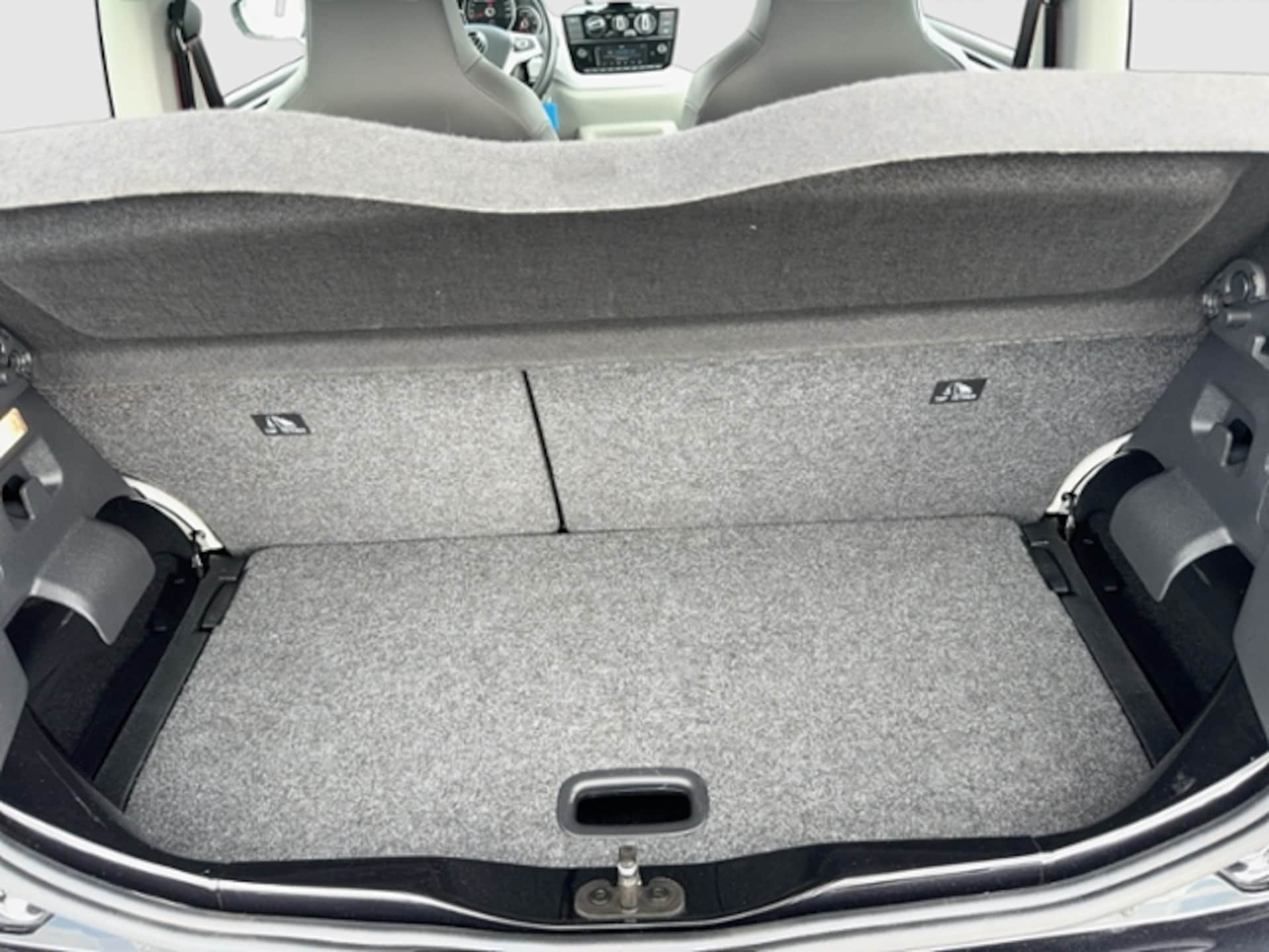 Volkswagen up! beats