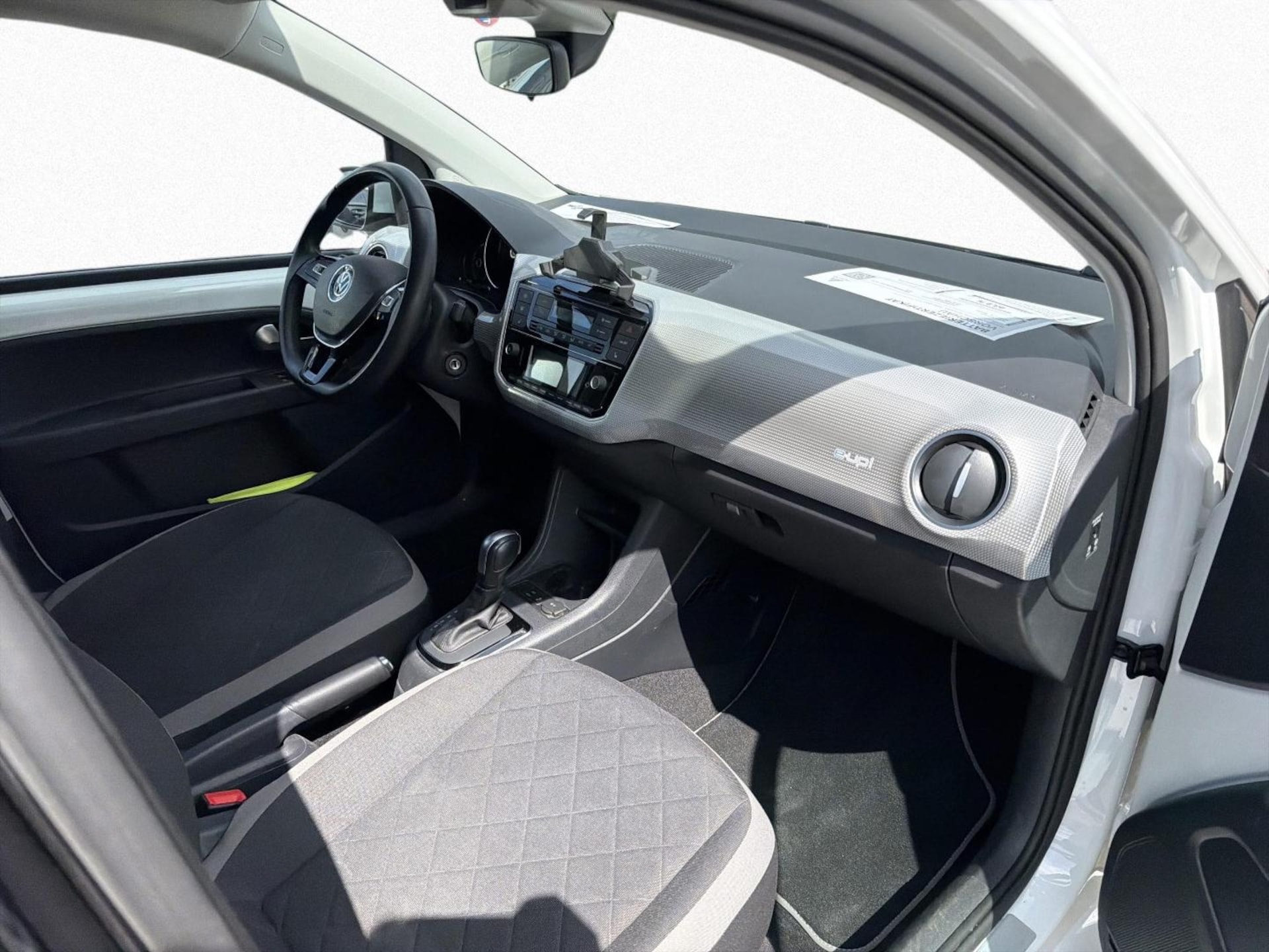 Volkswagen e-up! Style "Plus"