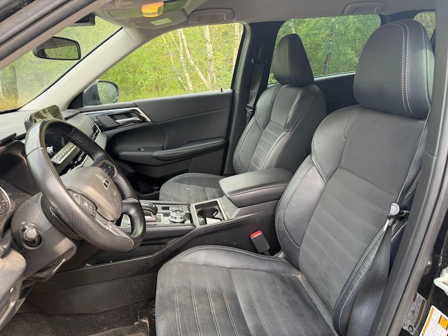 2023 Mitsubishi Outlander