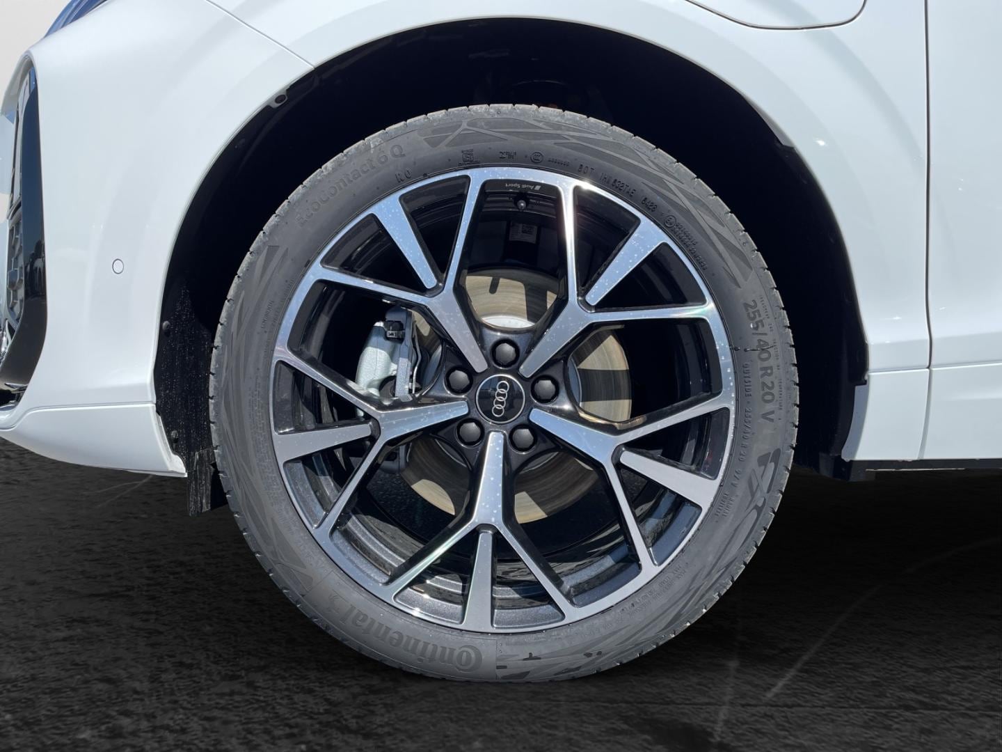 Bild über Audi Q3 SUV e-hybrid e-hybrid 200 kW S tronic - für weitere Informationen kontaktieren Sie den Audi Partner