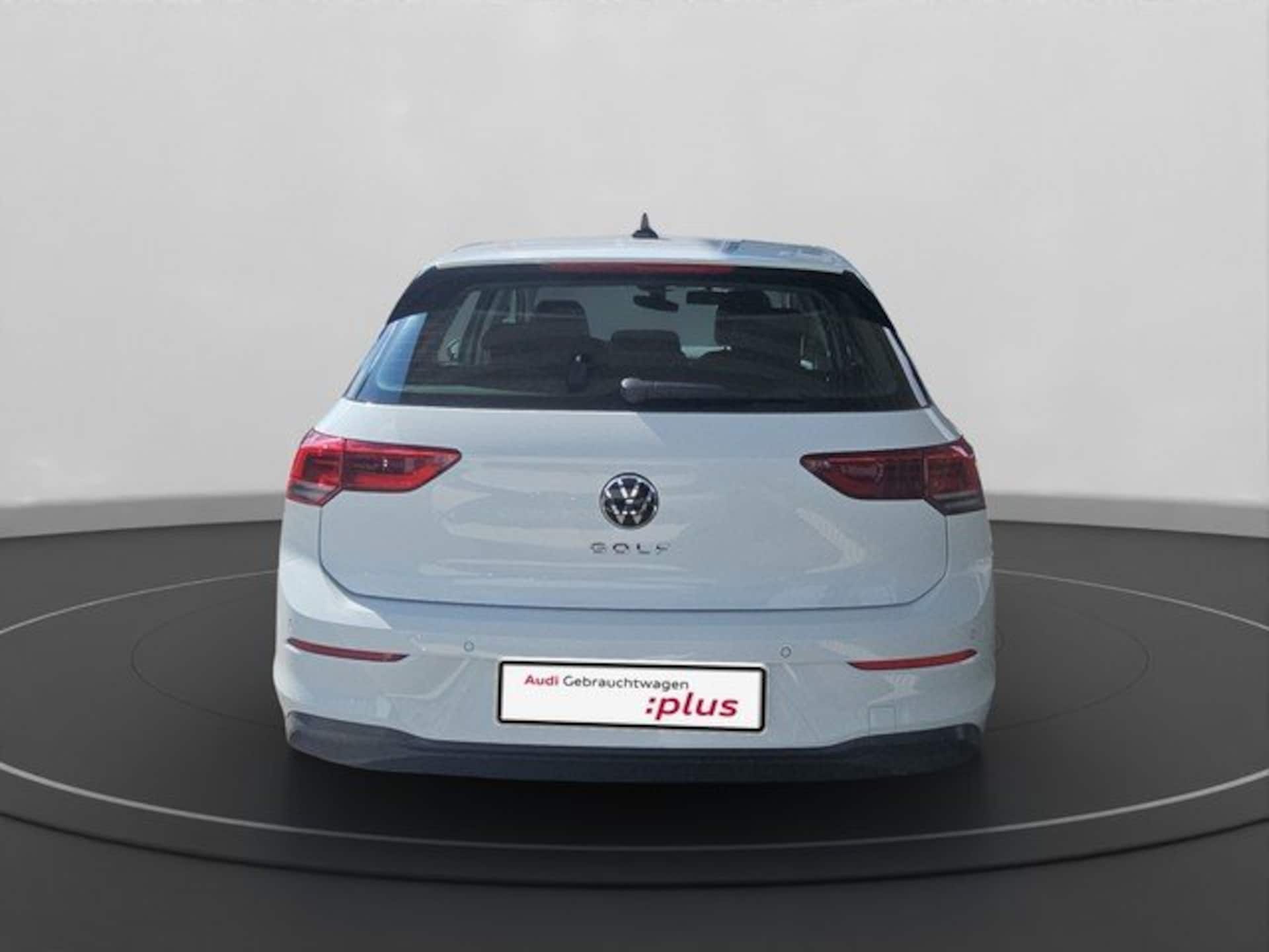 Volkswagen Golf Life